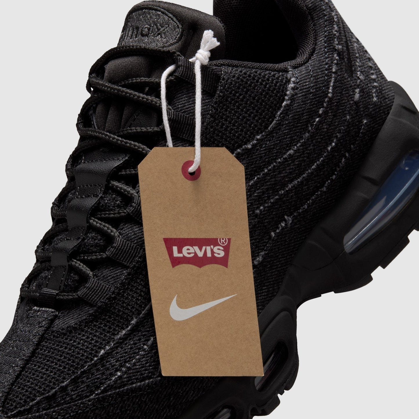 Levi's® x Nike Air Max 95 Black