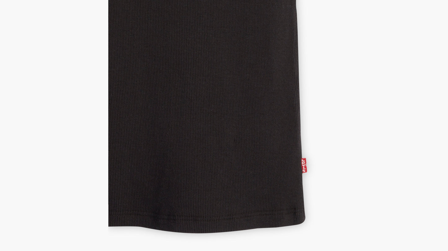 Angled shot of Levi’s Women’s Classic Fit Tan