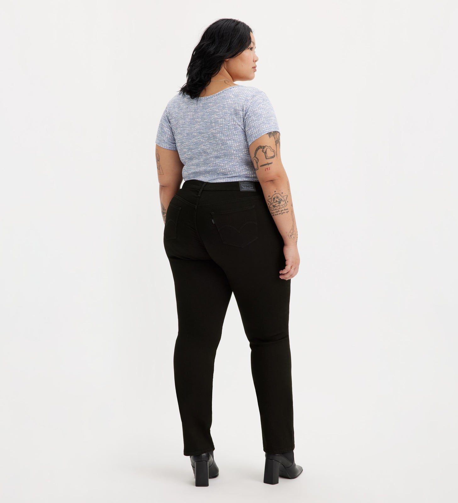Main 2 - Levi’s® Women's 314 Shaping Straight Jeans - 196410058