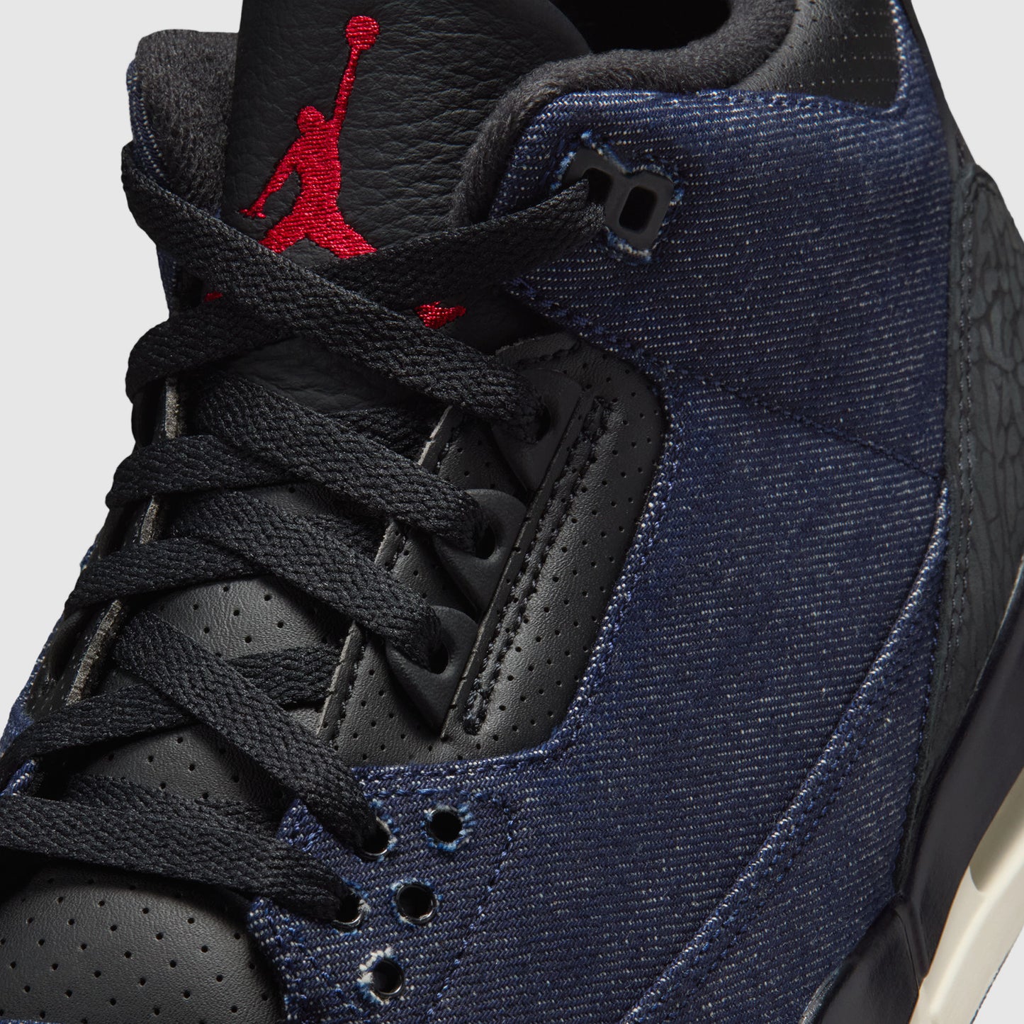 Air Jordan 3 x Levi’s®
Raw Indigo Denim Sneakers