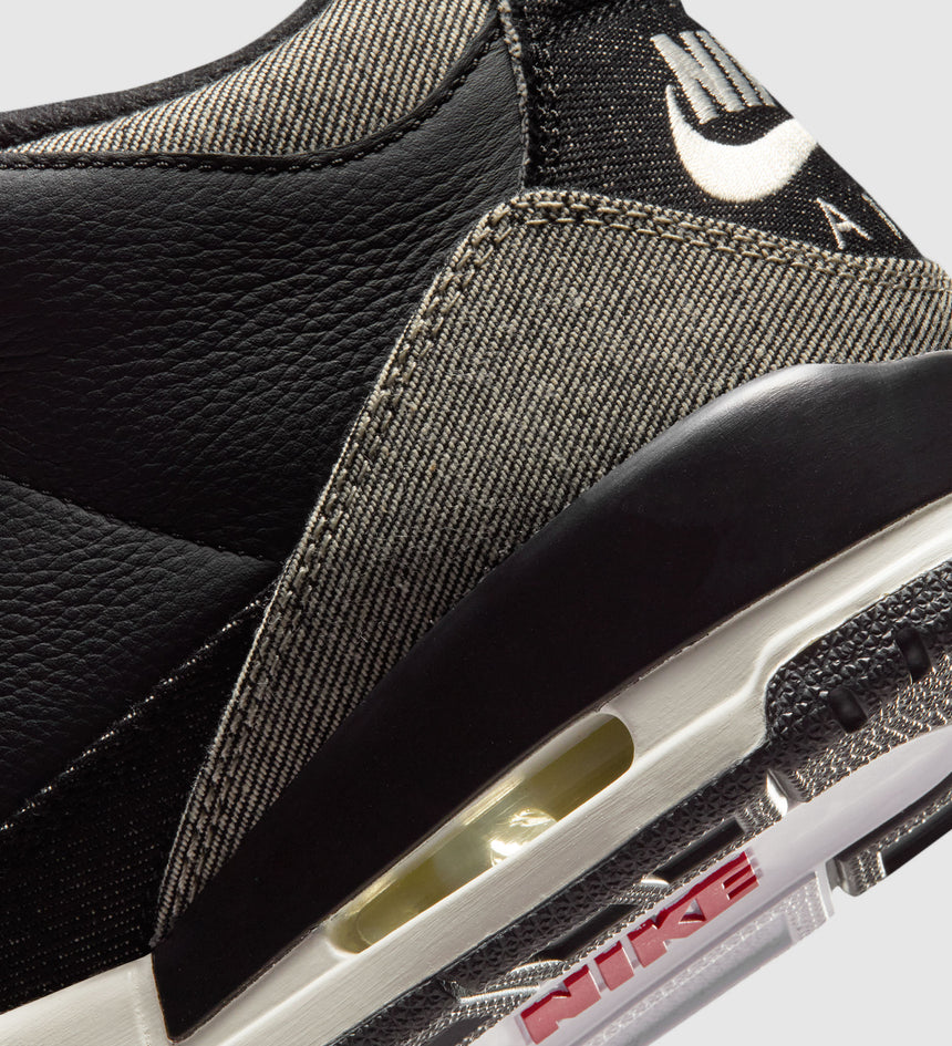 Main 5 - Air Jordan 3 x Levi’s®
Black Denim Sneakers - 008M80000