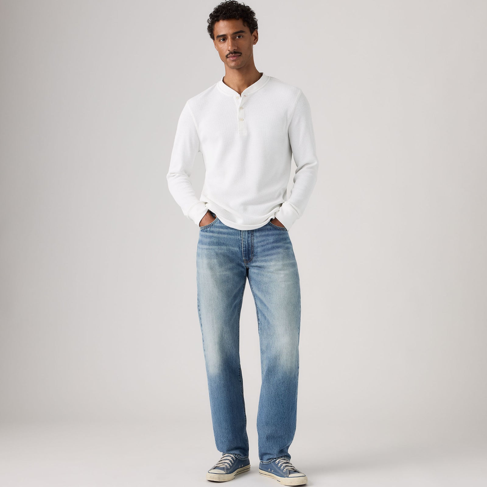 Main 1 - Levi's® Men's 555™ Relaxed Straight Jeans - 000LO0004