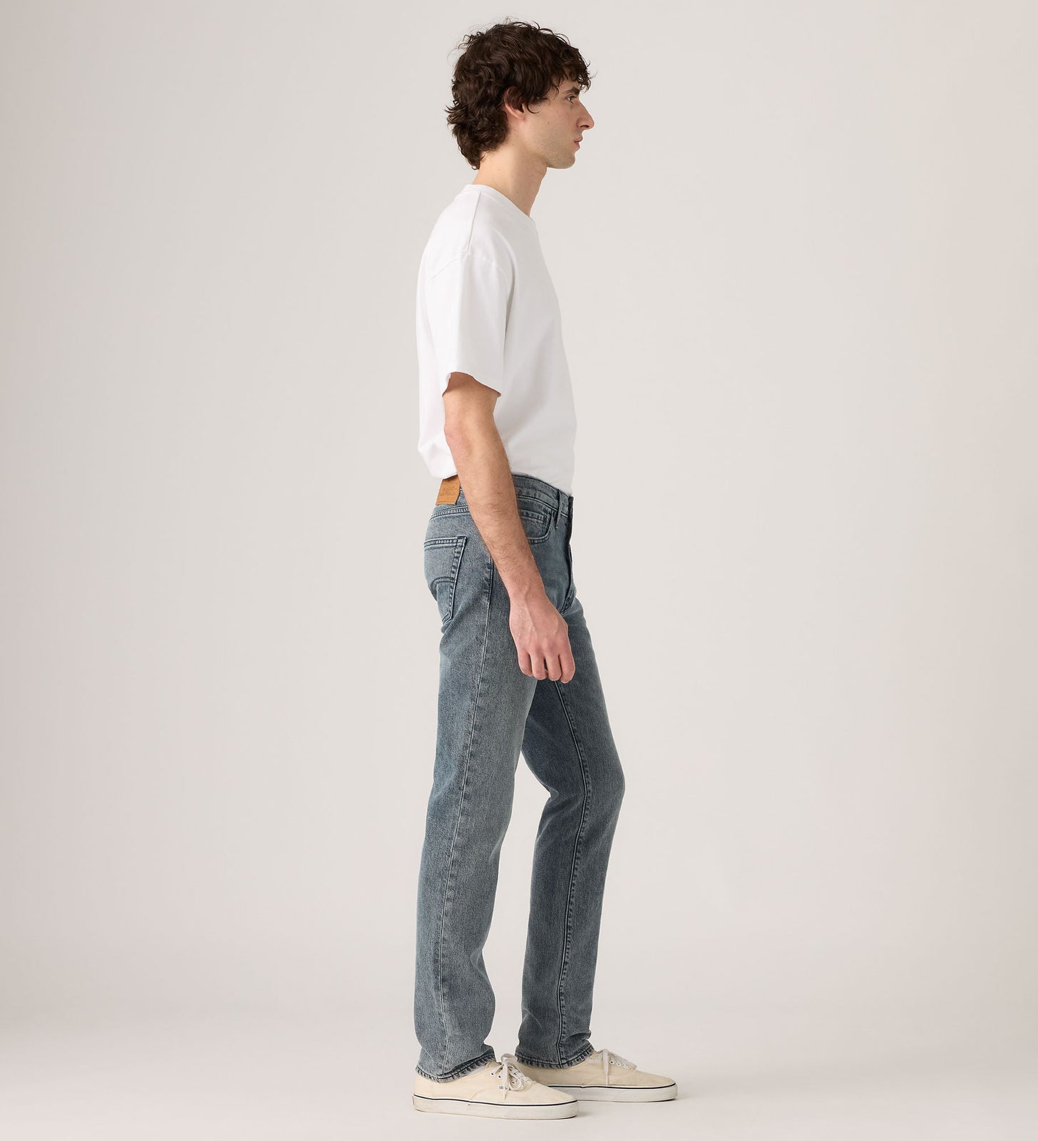 Main 3 - Levi's® Men's 511 Slim Jeans - 045116515