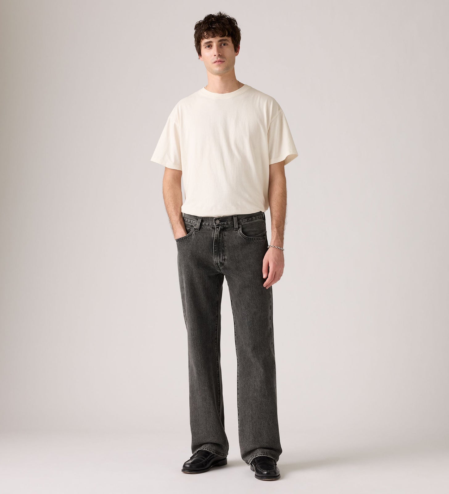Main 1 - Levi's® Men's 567™ Relaxed Flare Jeans - A86300007