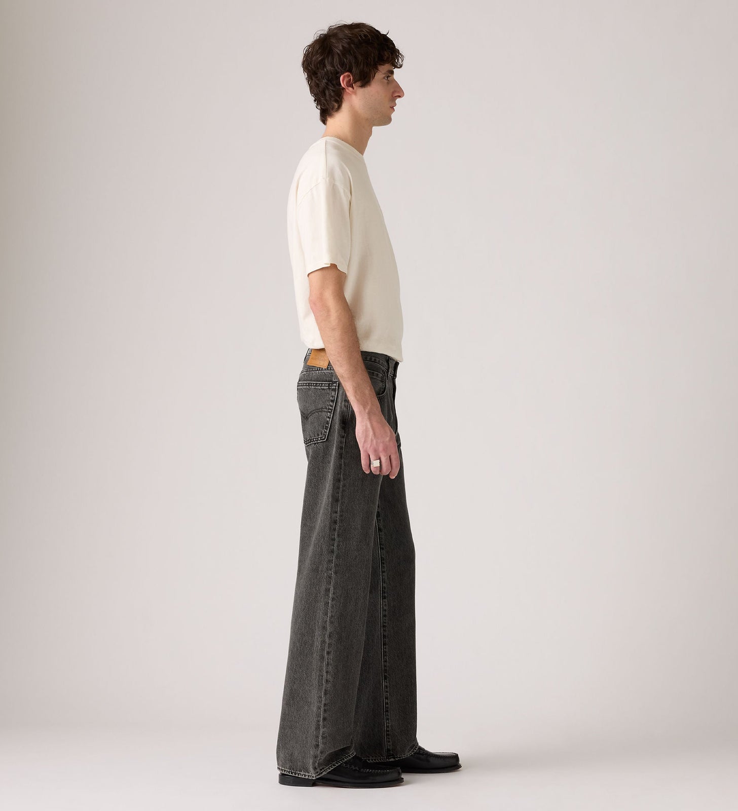 Main 3 - Levi's® Men's 567™ Relaxed Flare Jeans - A86300007