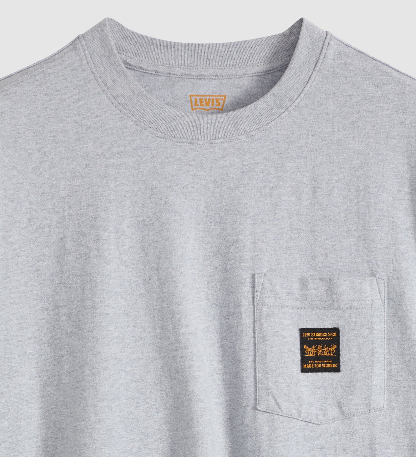 Main 6 - Levi's® Men's Short-Sleeve Workwear Pocket T-Shirt - 008AB0010