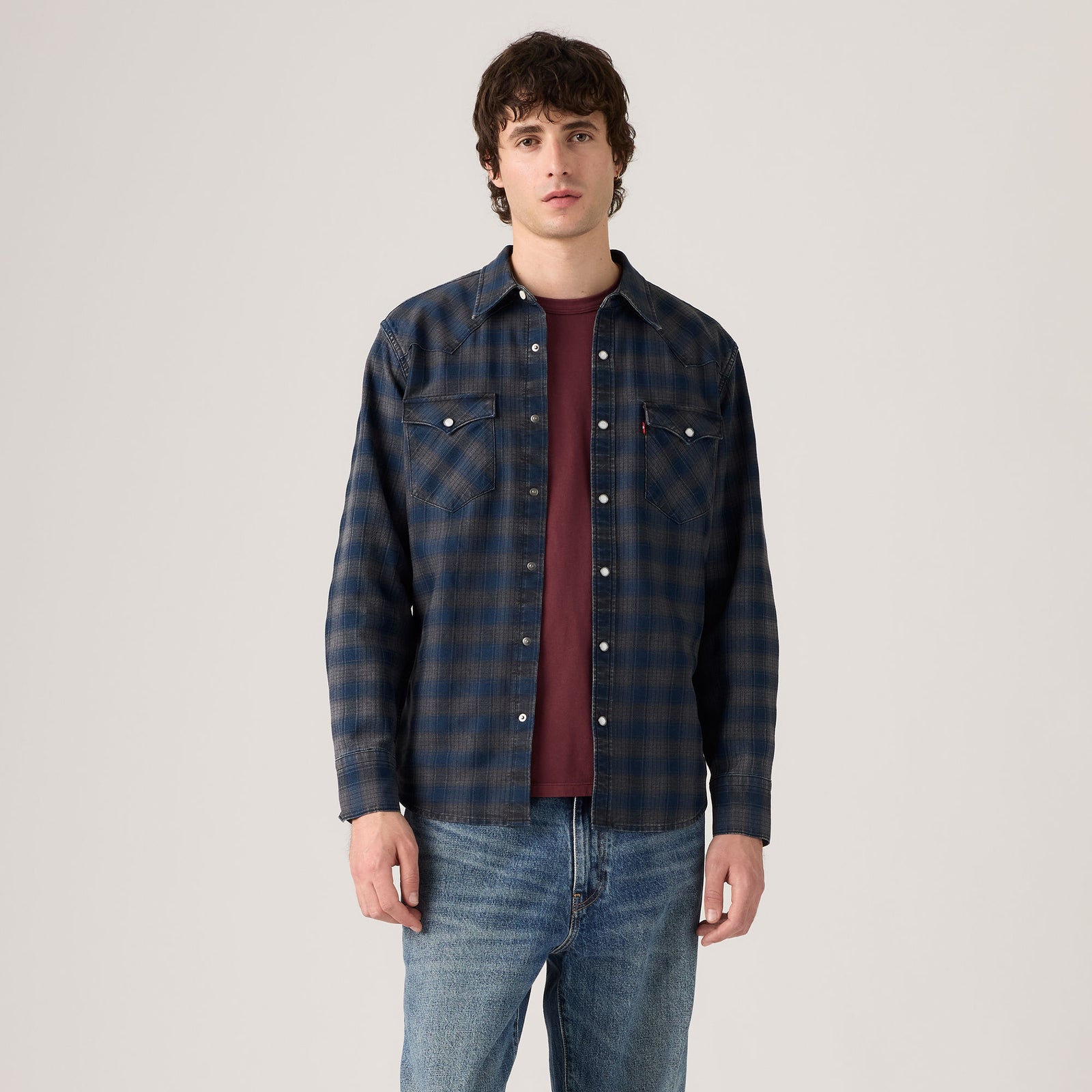 Main 2 - Levi's® Men's Barstow Standard Fit Western Shirt - 857440133