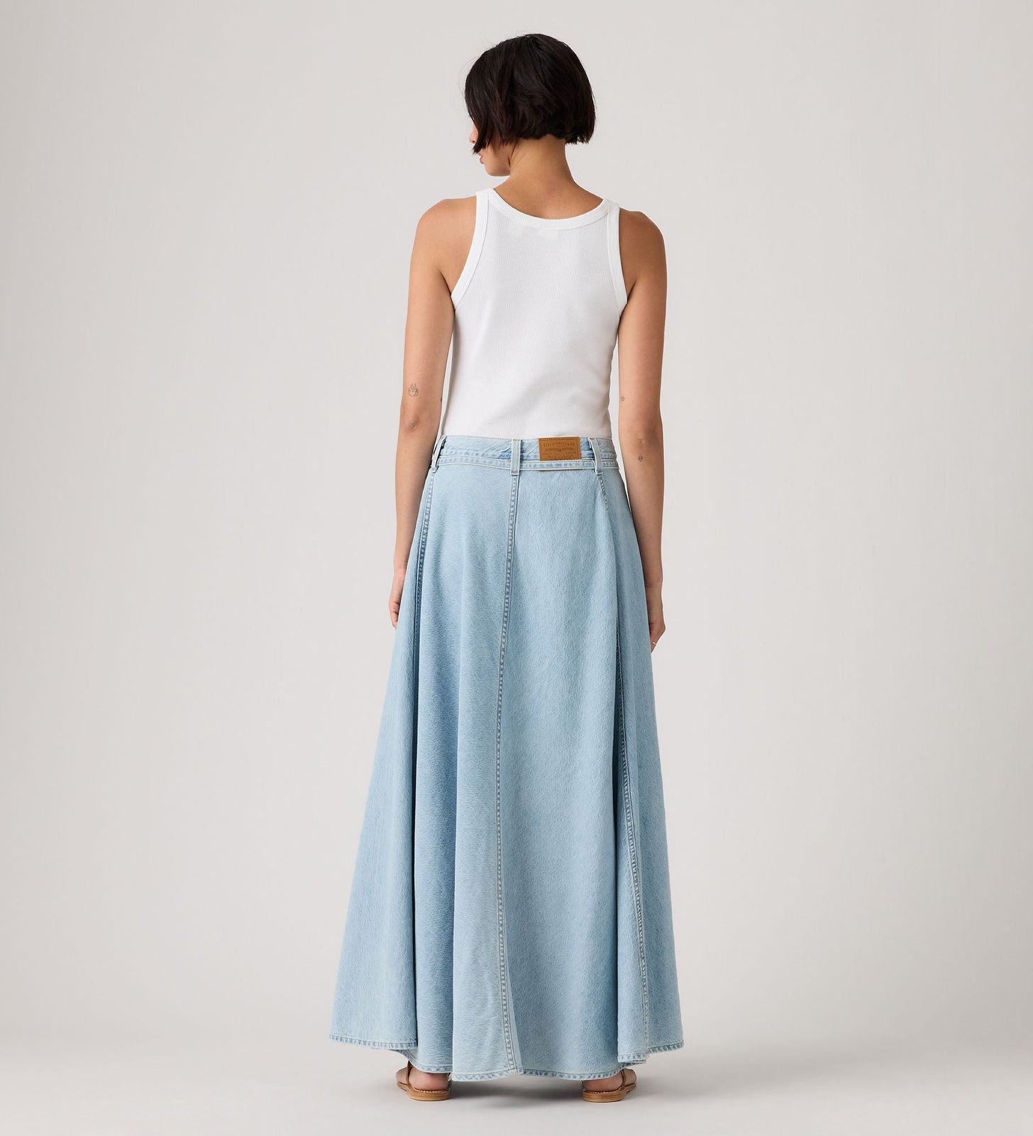 Main 2 - Levi's® Women's Xtra Long Skirt - 001T40014