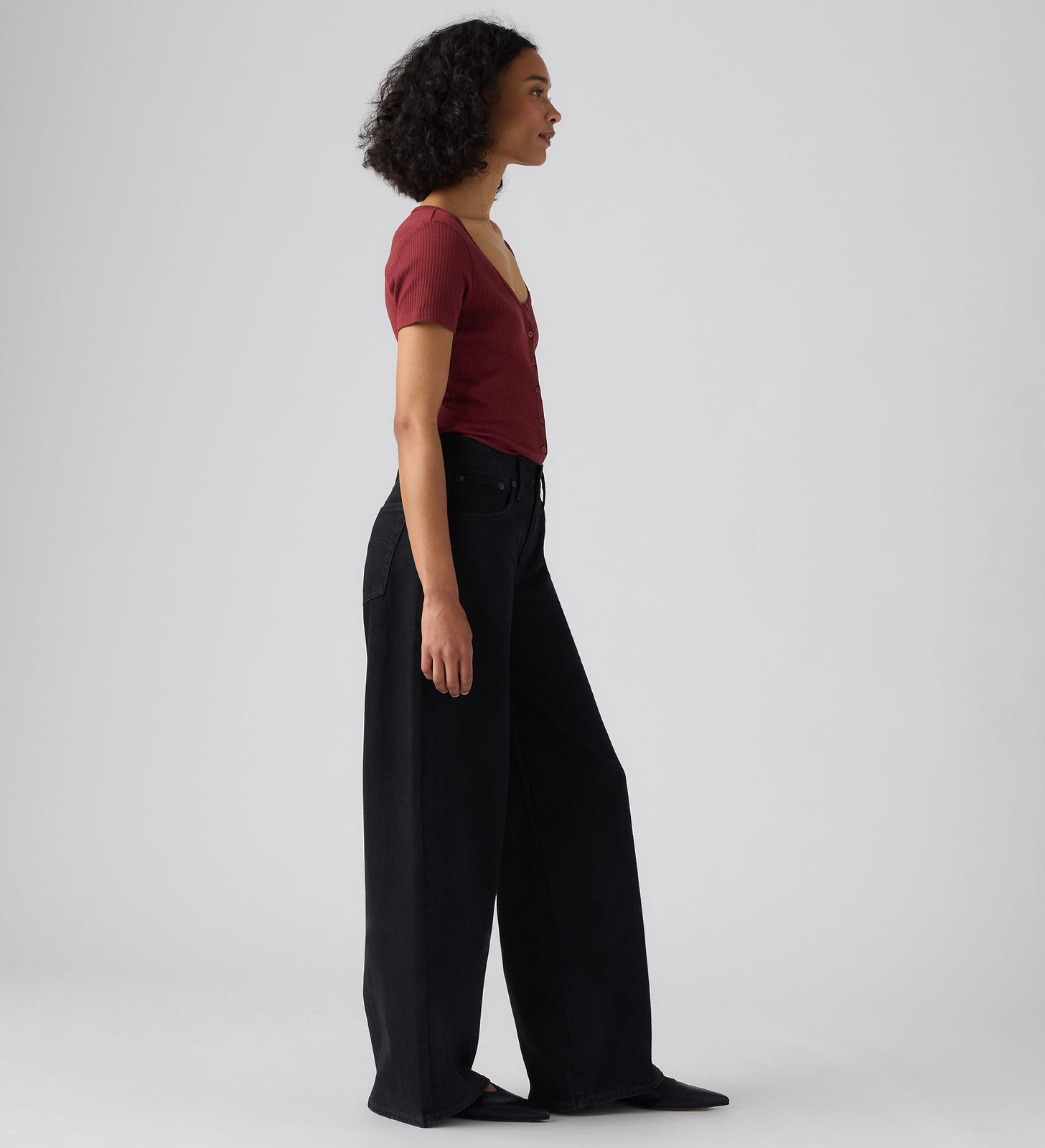 Main 2 - Levi's® Women's Middy Wide-Leg Jeans - 0081Z0000