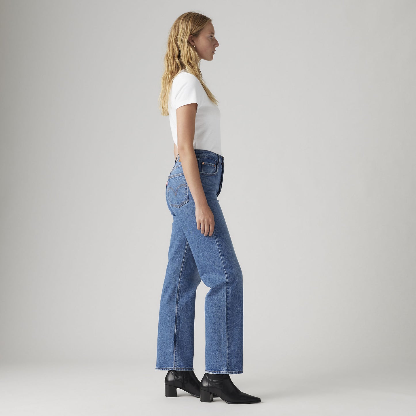 Levi's® Women's Ribcage Straight Ankle Jeans