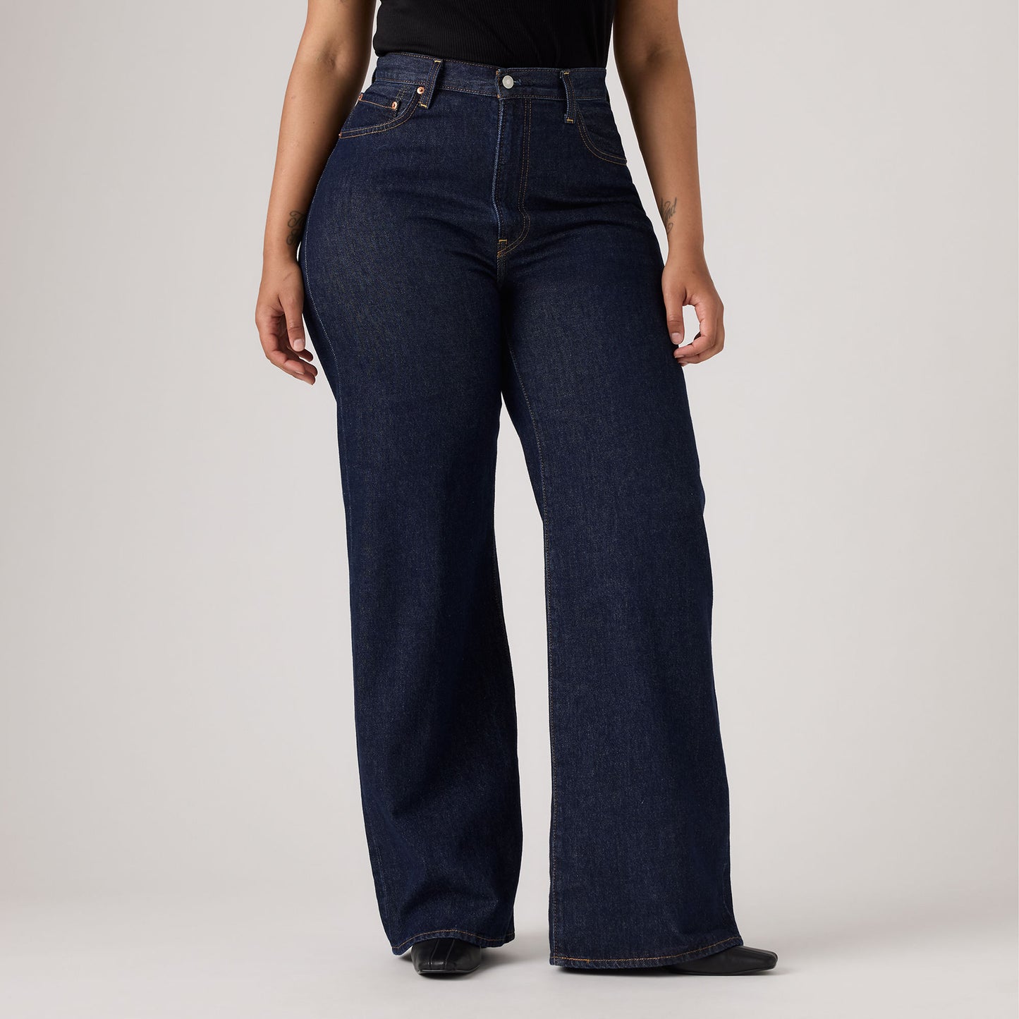 Levi’s® Women’s Ribcage Wide-Leg Jeans