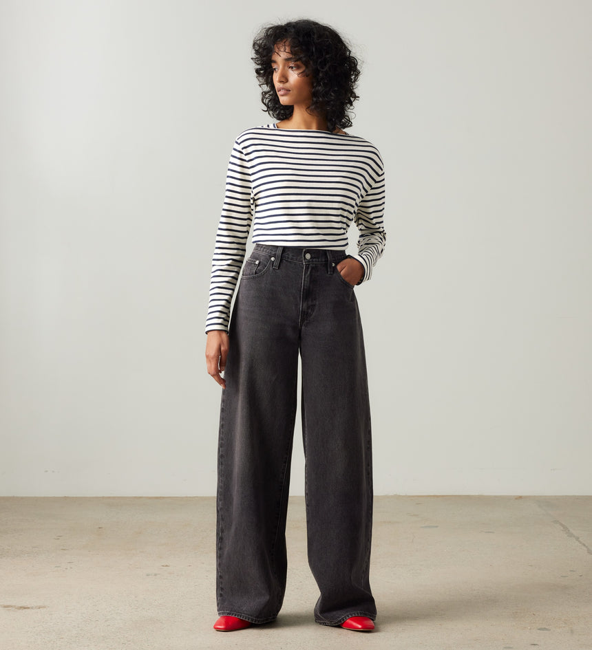 Main 1 - Levi's® Women's XL Straight Jeans - A87010003