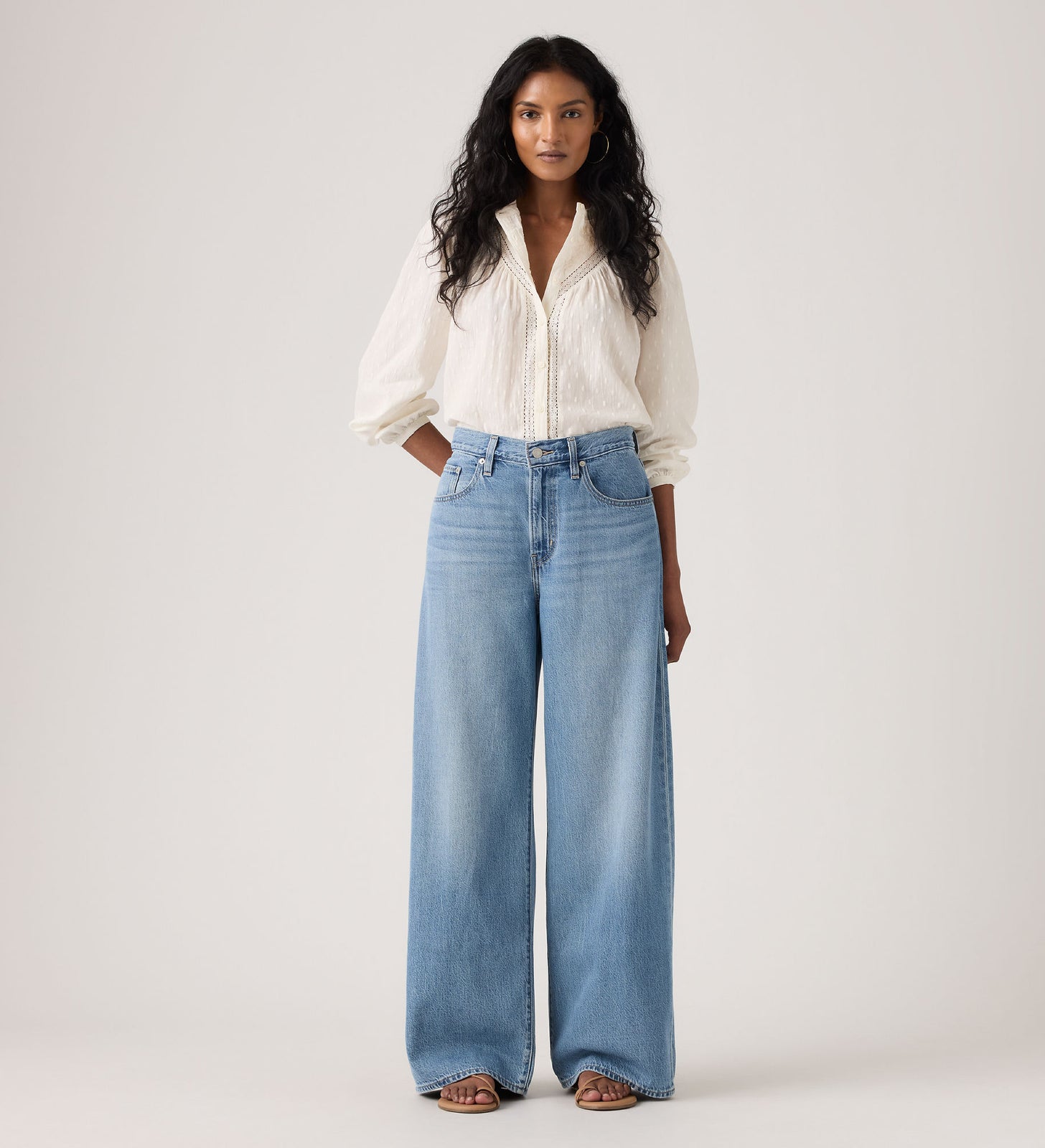 Main 4 - Levi's® Women's XL Straight Jeans - A87010041