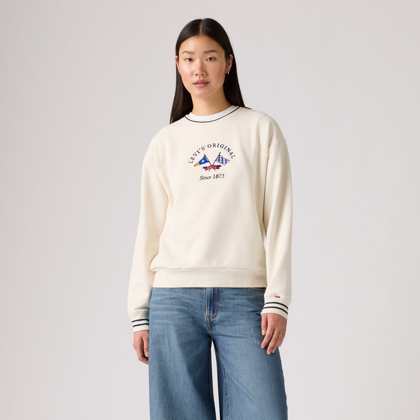 Levi's® Women's Graphic Heritage Sport Crewneck Sweatshirt