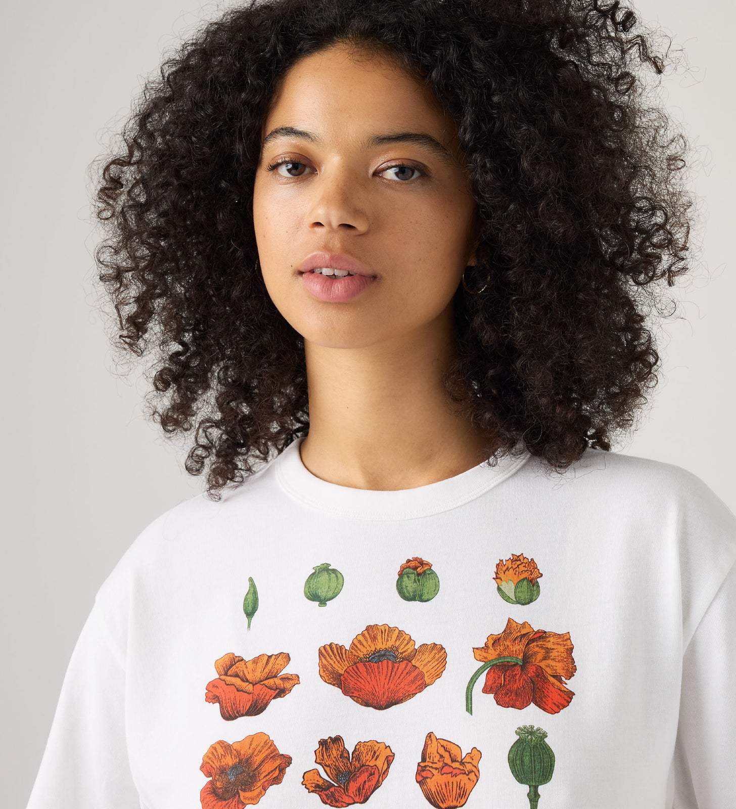 Main 1 - Levi's® Women's Graphic Vintage Short-Sleeve Tee - 005OY0047