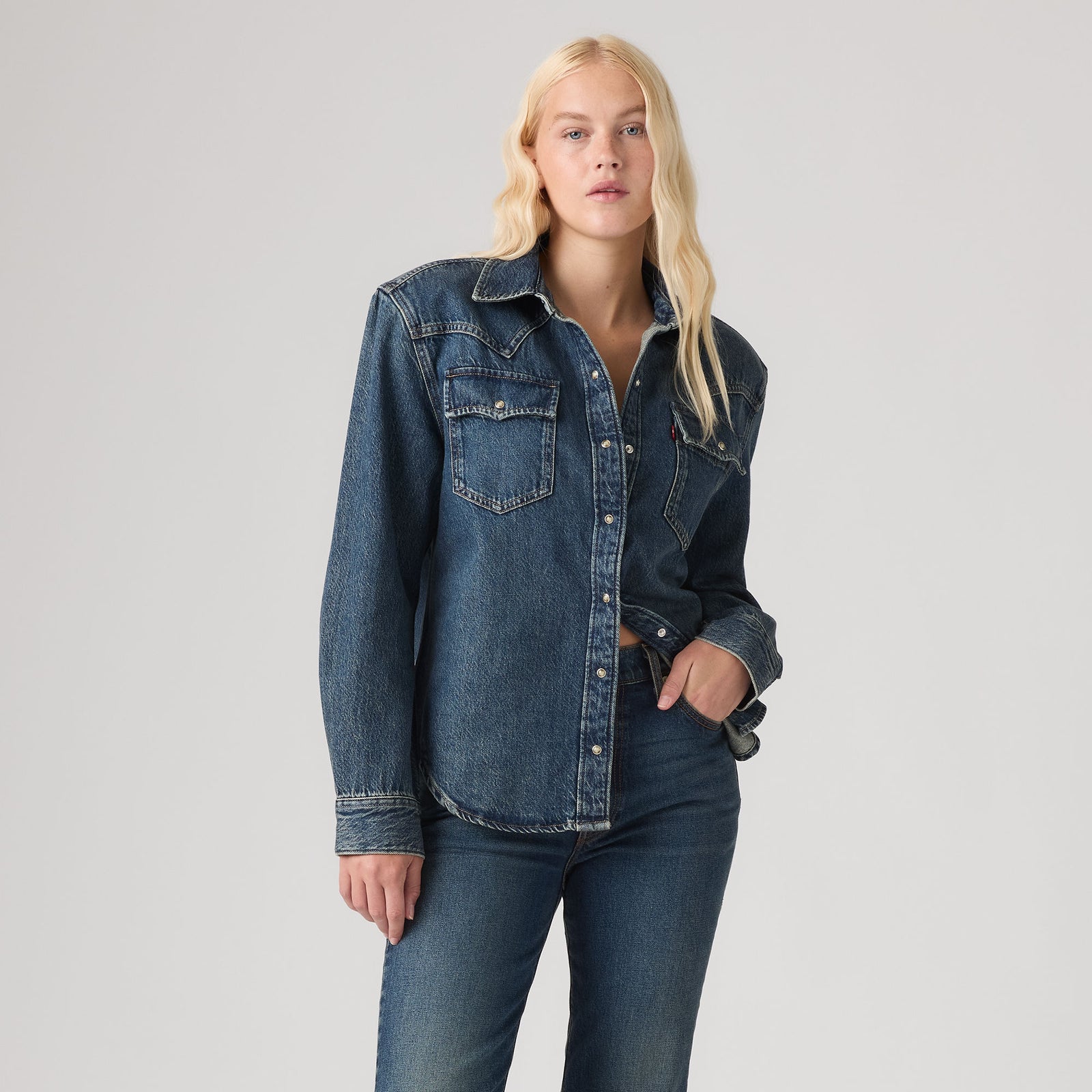 Main 2 - Levi's® Women's '80s Western Shirt - 007WR0005