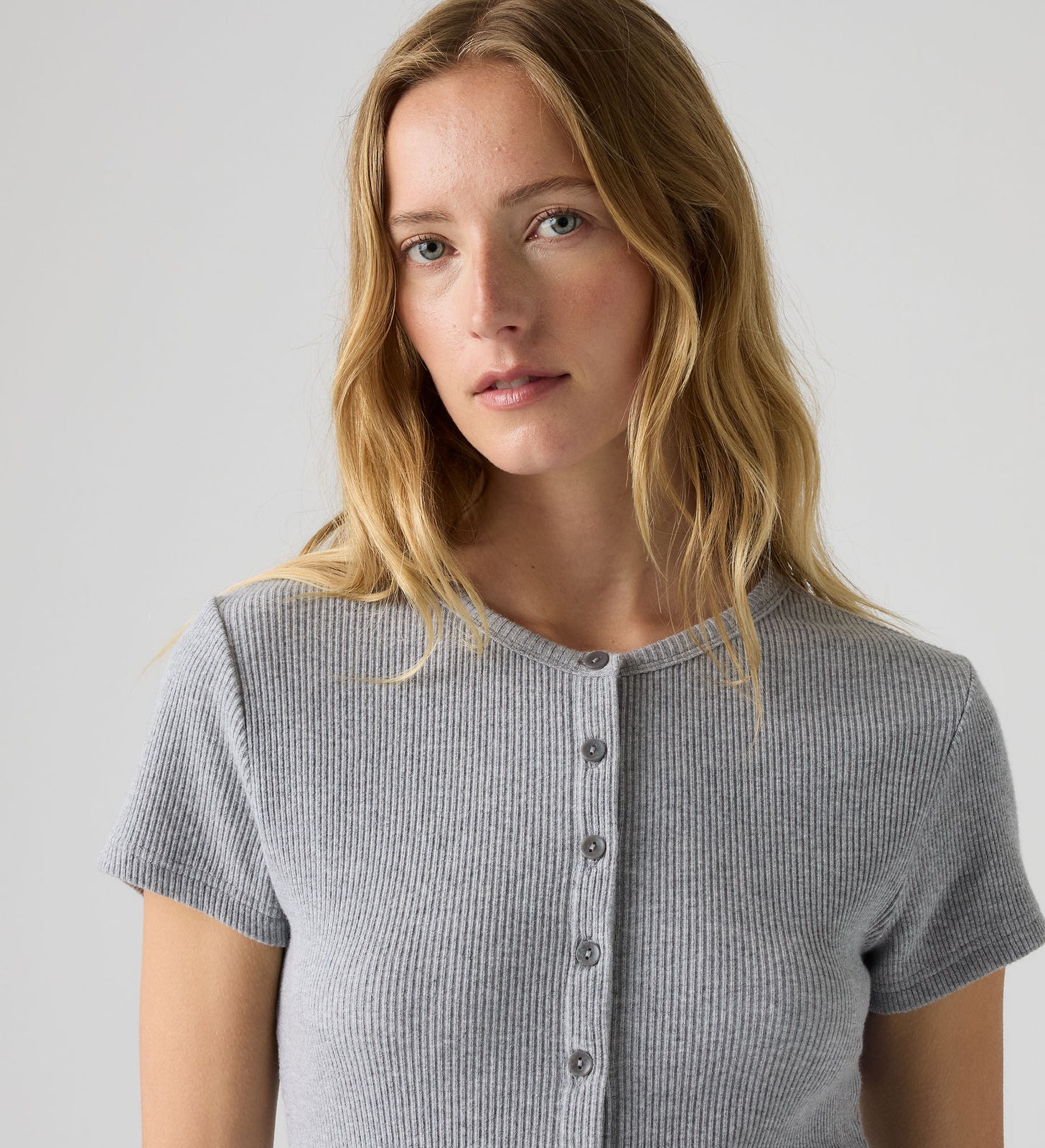 Main 5 - Levi's® Women's Rory Button-Through Shirt - 0086M0005