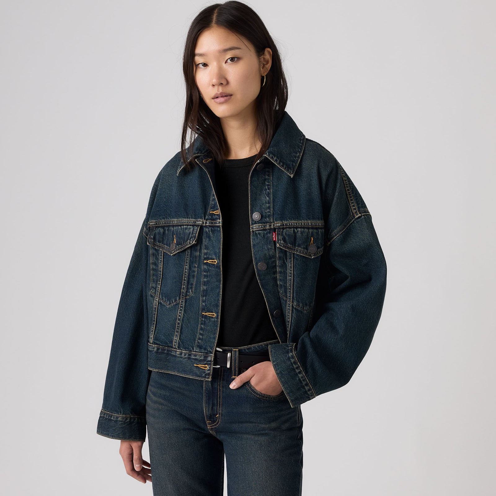 Main 1 - Levi's® Women's Loose Crop Trucker Jacket - 0089L0007