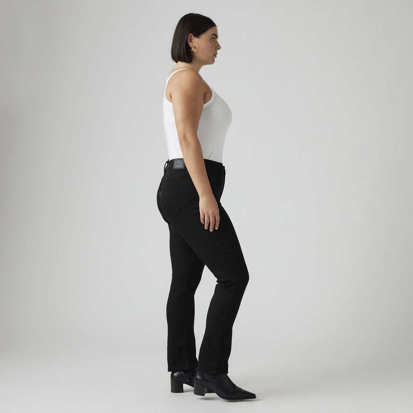Levi’s® Women's 312 Shaping Slim Jeans