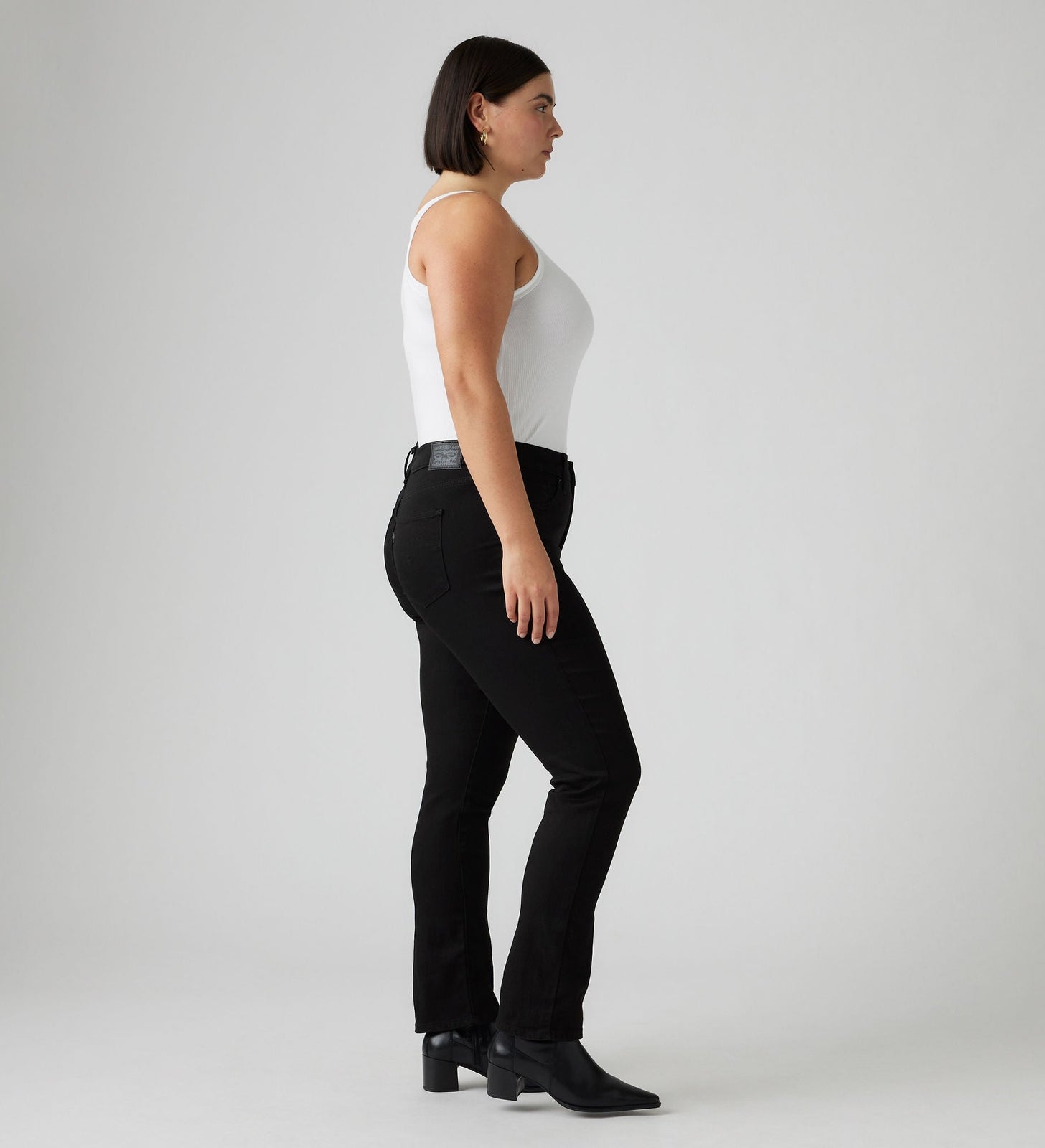 Main 6 - Levi’s® Women's 312 Shaping Slim Jeans - 196270000