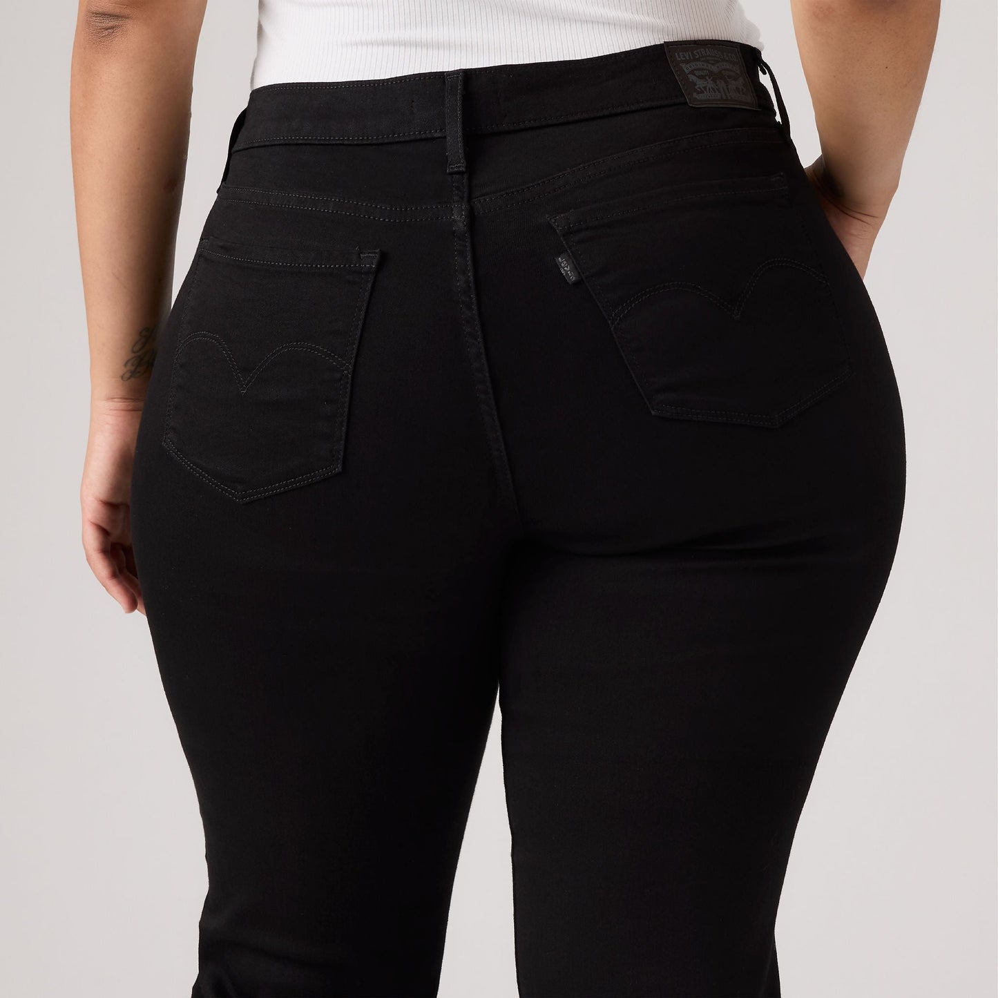 Levi's® Women's 314 Shaping Straight Jeans