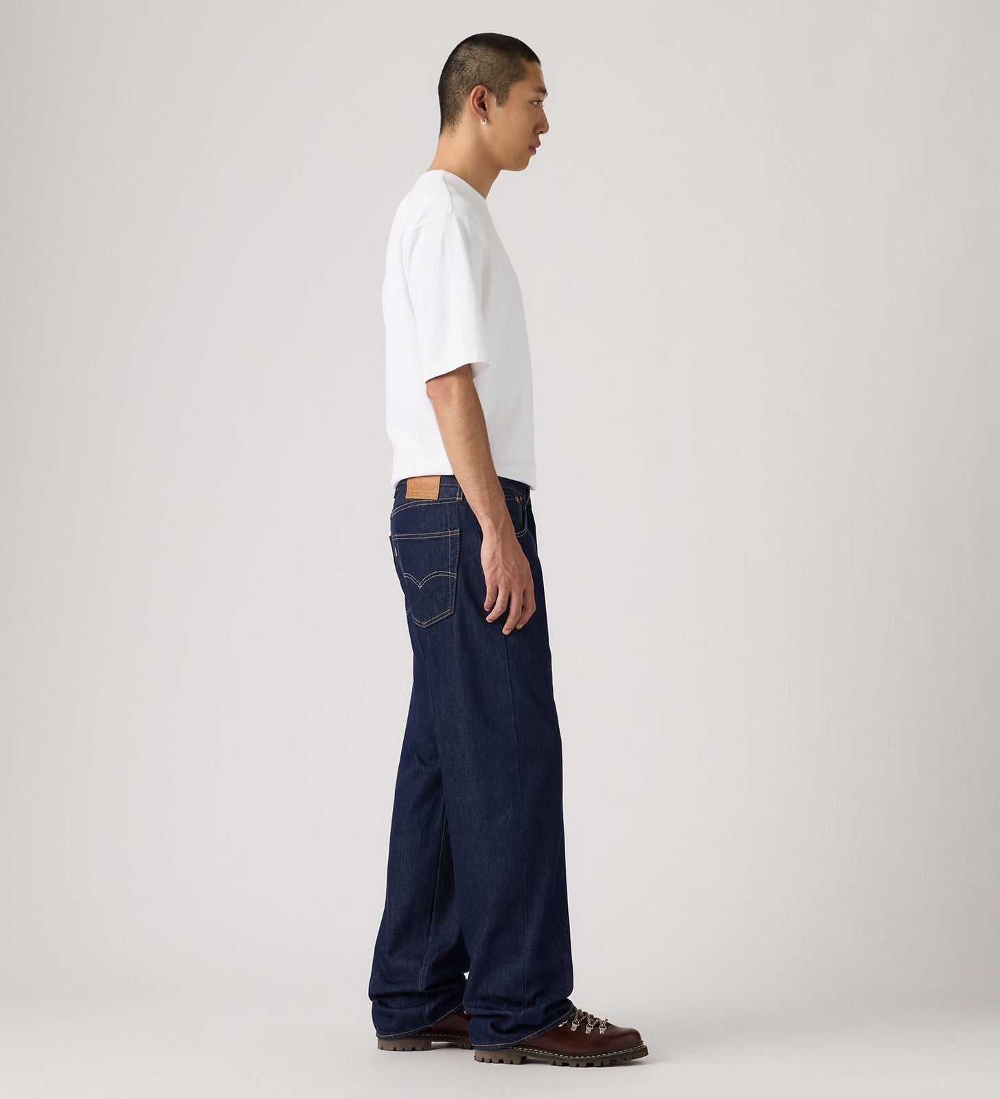 Main 3 - Levi's® Men's 501® Loose Jeans - 0057U0006
