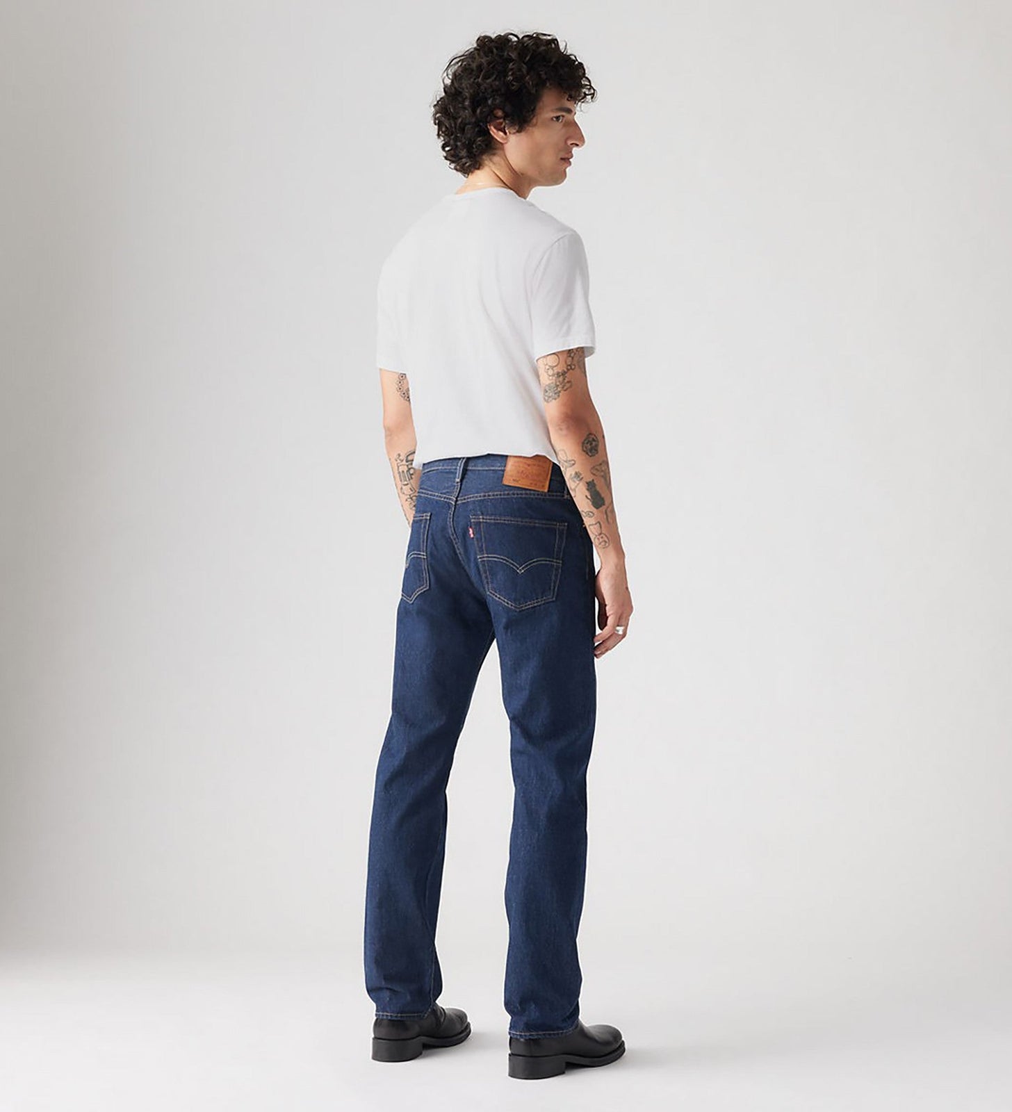 Main 2 - Levi's® Men's 501® Original Jeans - 005010101