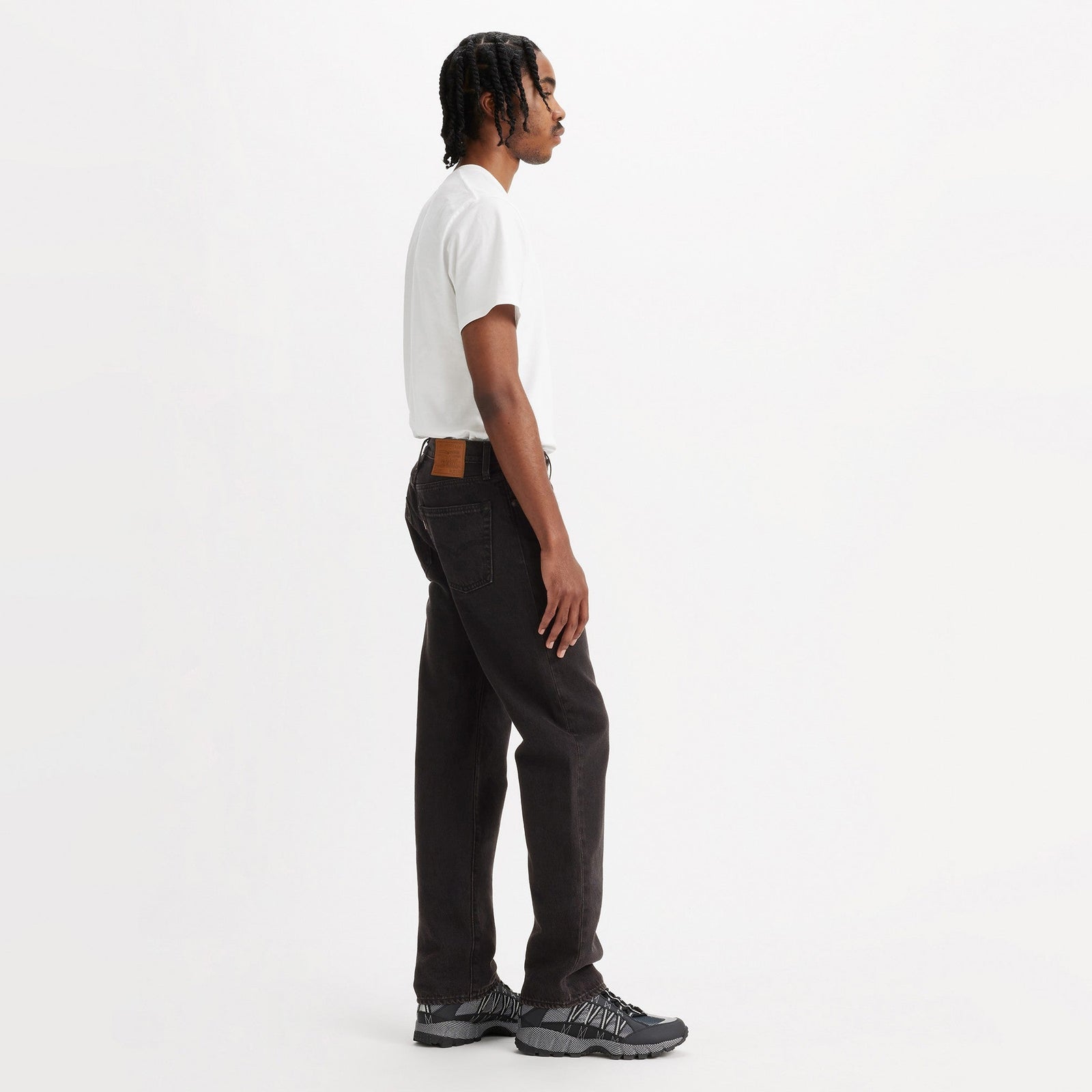 Main 4 - Levi's® Men's 555™ Relaxed Straight Jeans - 000LO0002