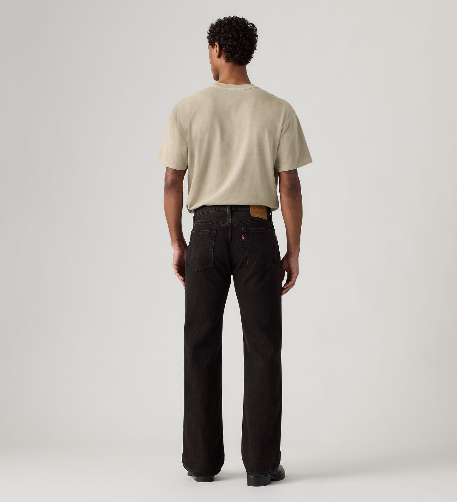 Main 2 - Levi's® Men's 567™ Relaxed Flare Jeans - A86300011