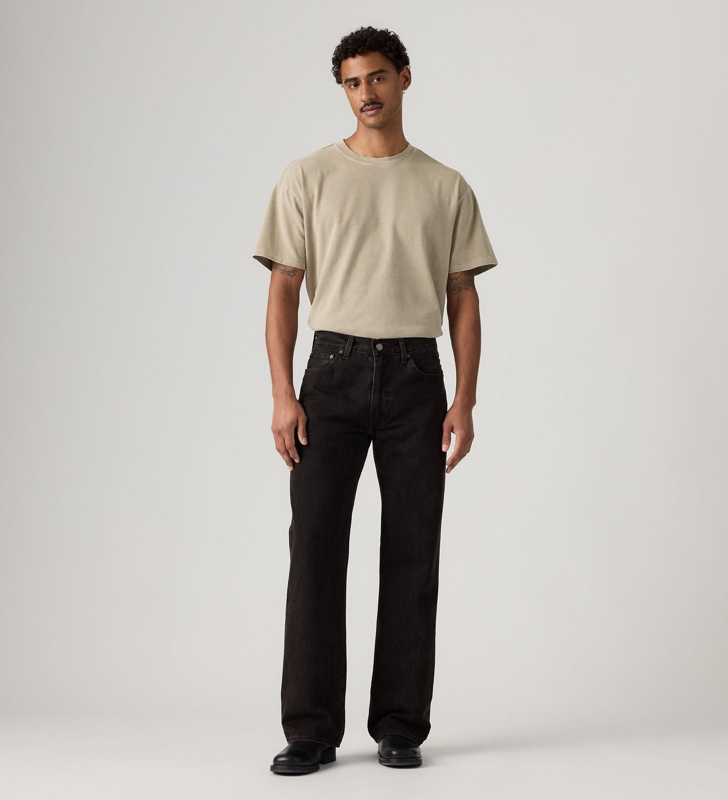 Main 3 - Levi's® Men's 567™ Relaxed Flare Jeans - A86300011