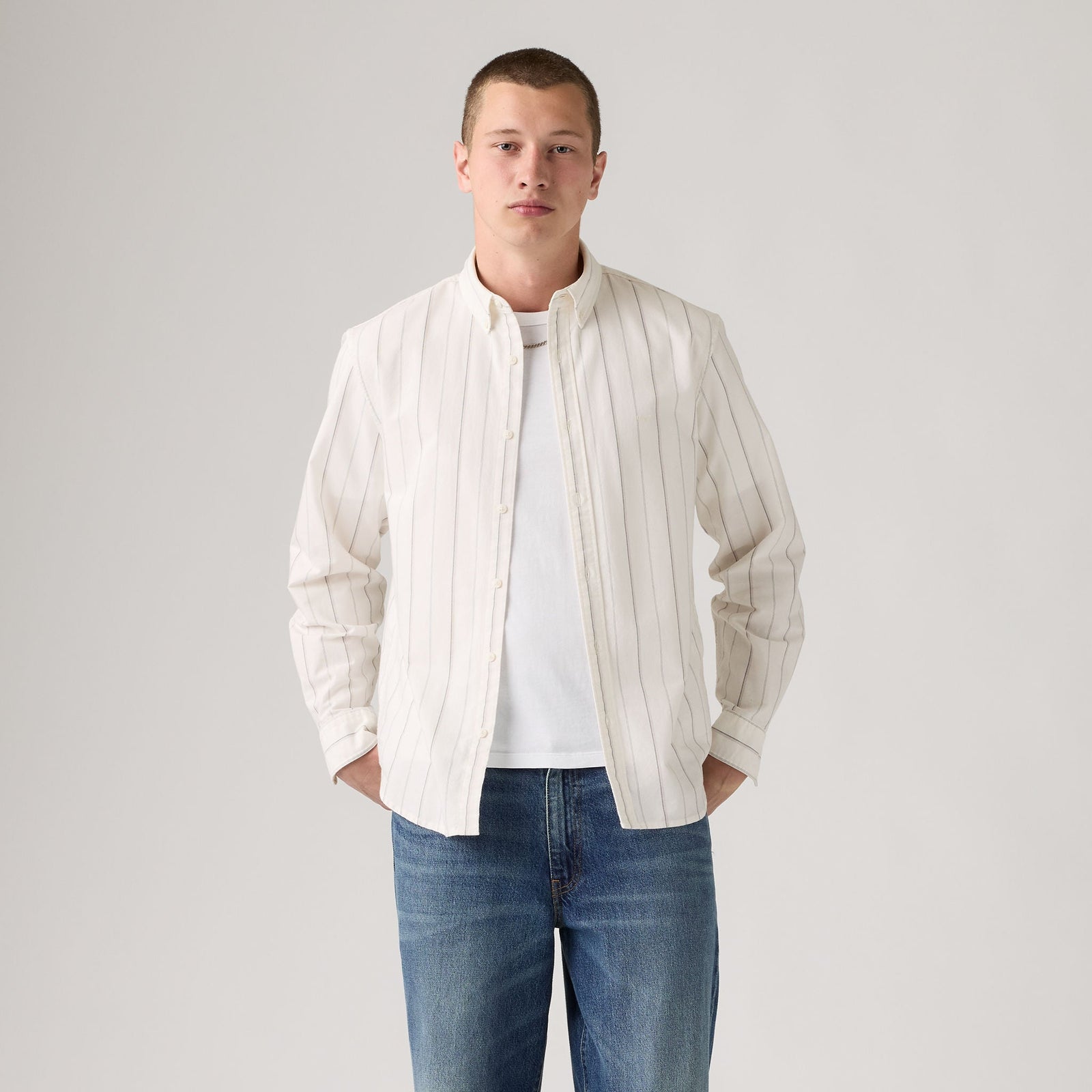 Main 4 - Levi's® Men's Authentic Button-Up Shirt - A72100075