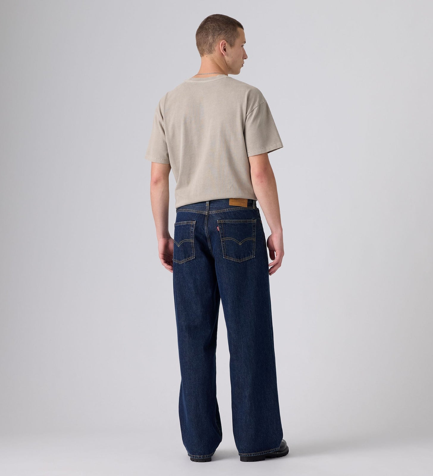 Main 2 - Levi's® Men's Baggy Wide-Leg Jeans - 0081B0001