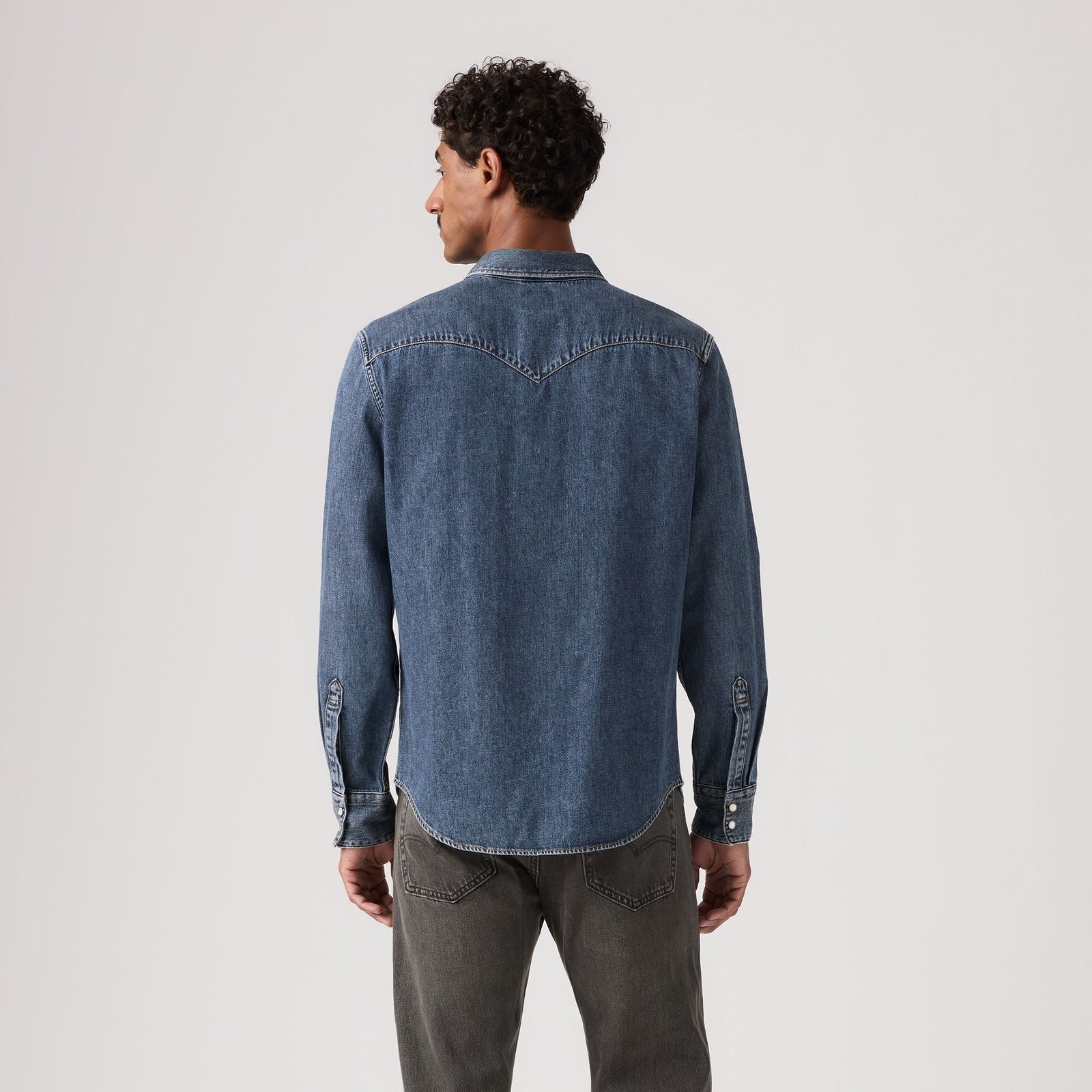 Main 2 - Levi's® Men's Barstow Standard Fit Western Shirt - 857440117