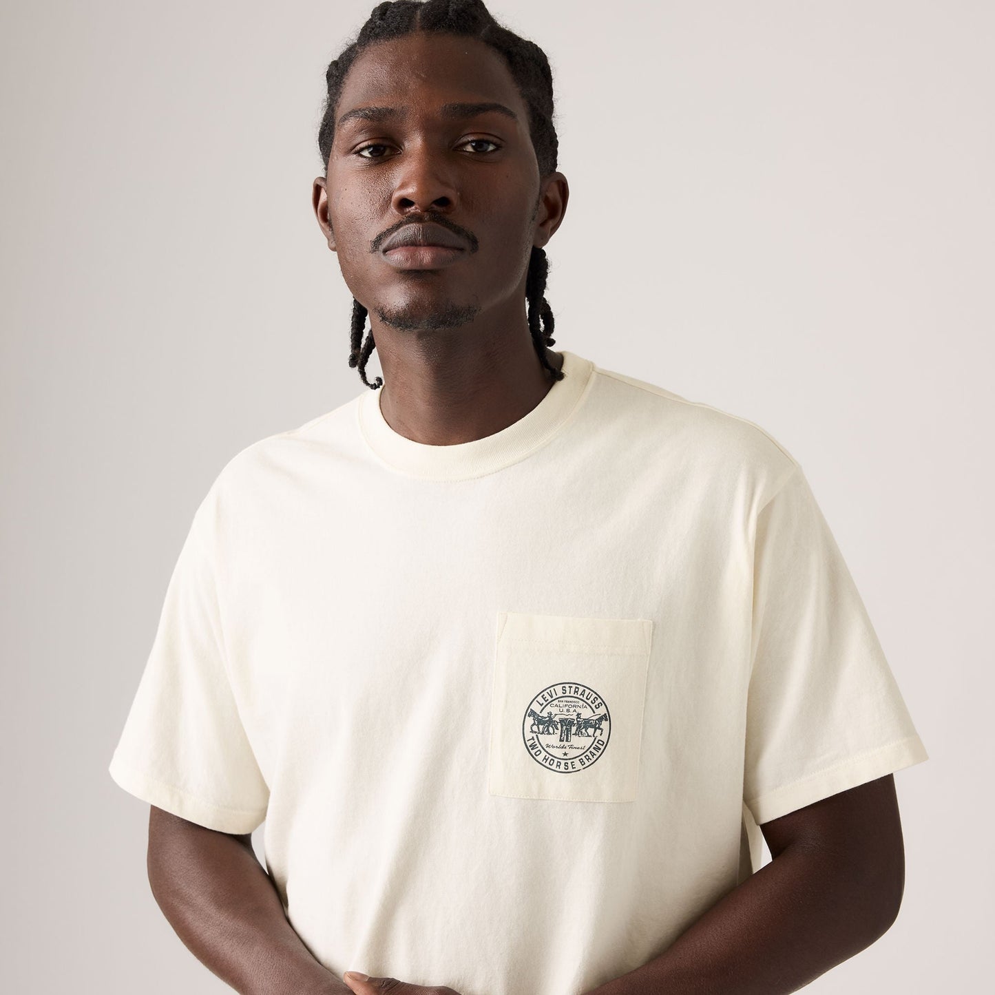 Levi's® Men's Graphic Vintage Fit Pocket Tee