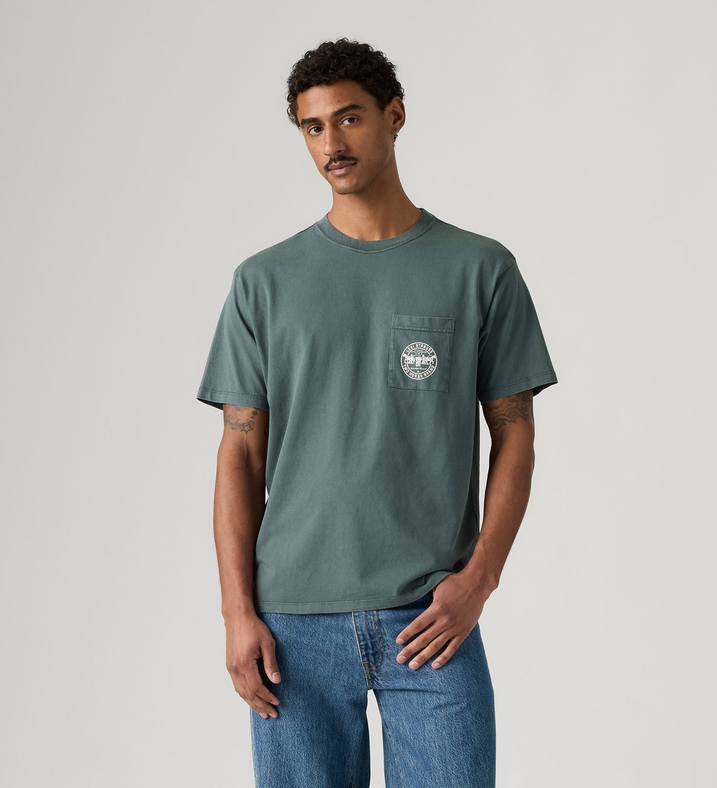 Main 5 - Levi's® Men's Graphic Vintage Fit Pocket Tee - 005HV0003
