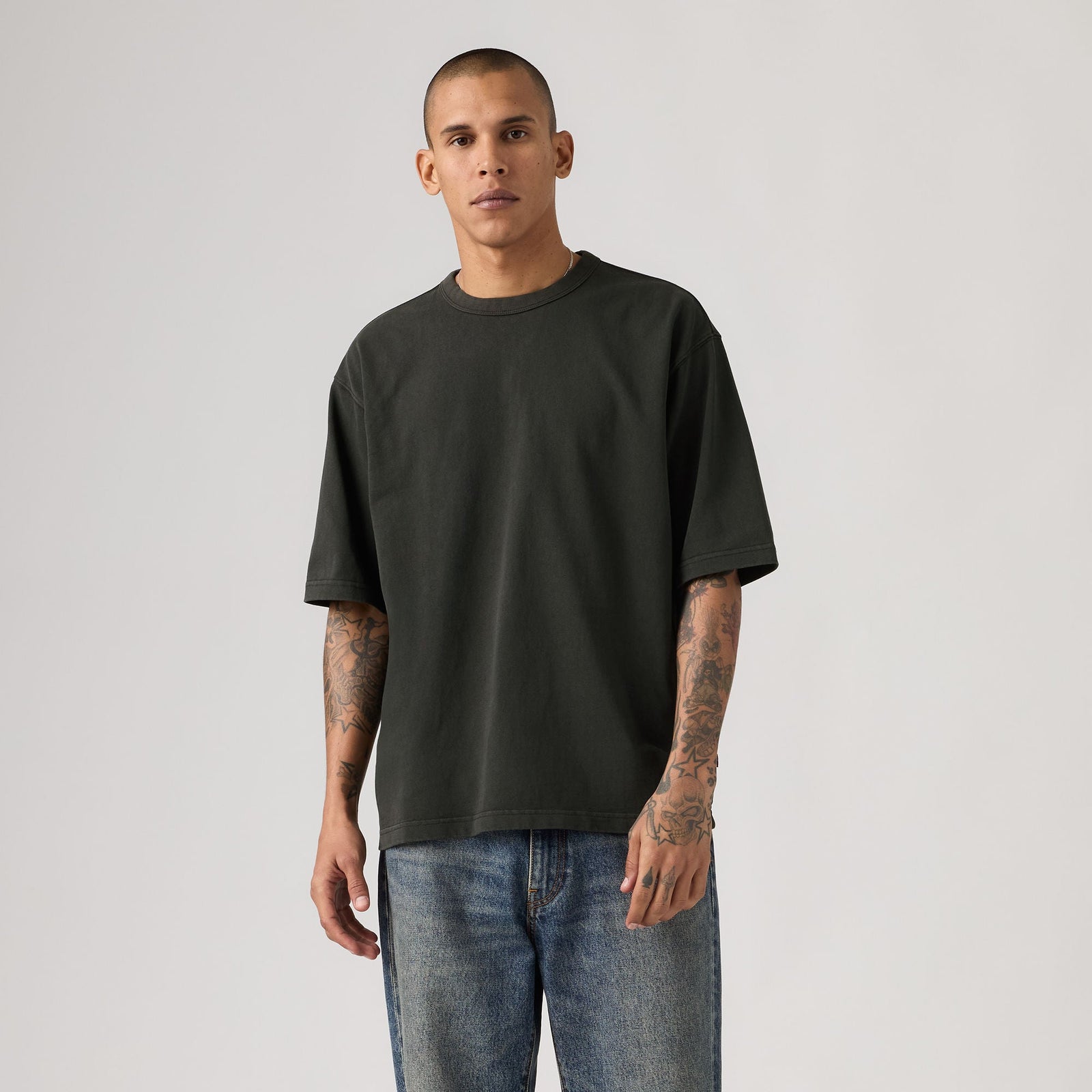 Main 1 - Levi's® Men's Heavyweight Loose Tee - 005GY0001