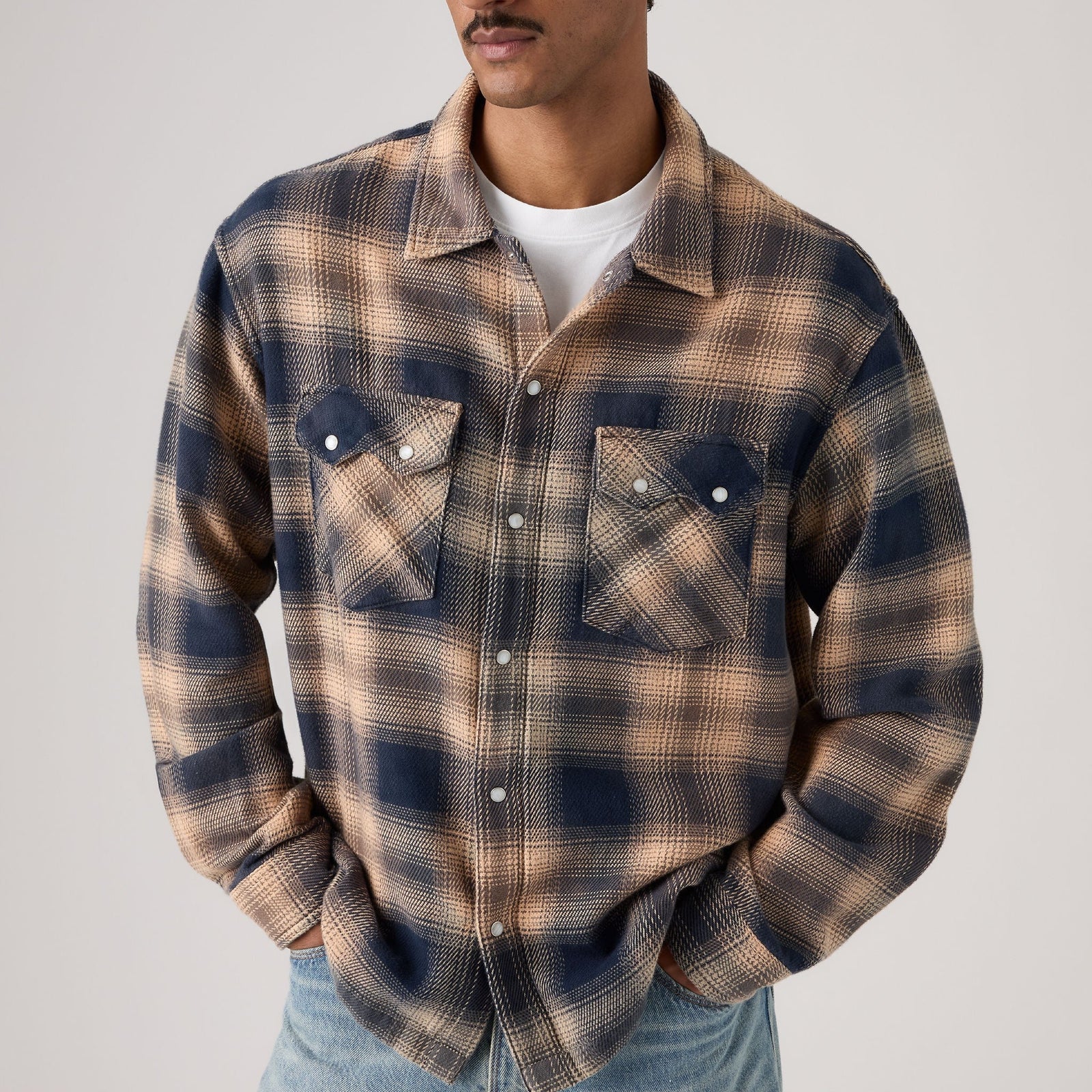 Main 4 - Levi's® Men's Long-Sleeve Boxy Western Shirt - 0085P0001