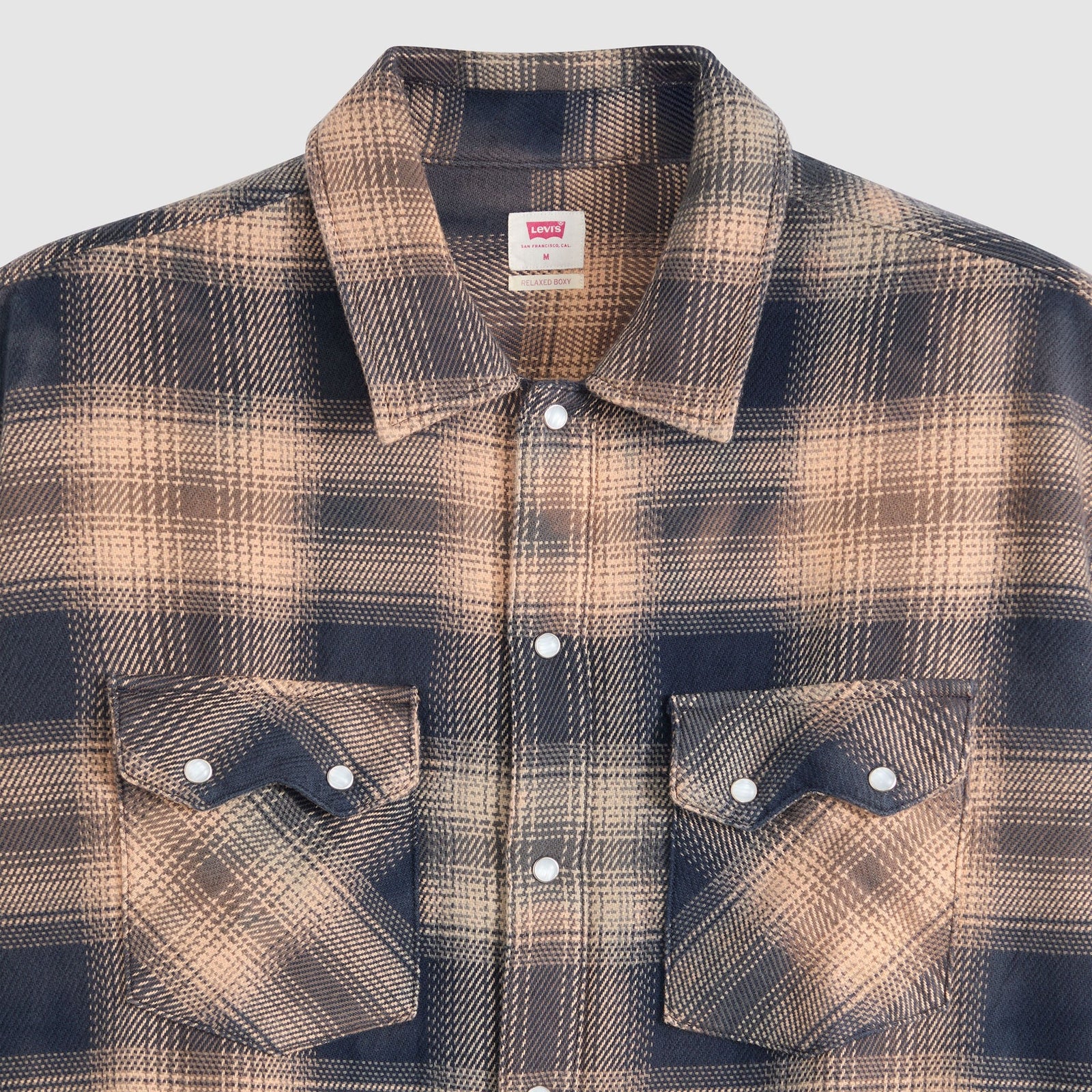 Main 6 - Levi's® Men's Long-Sleeve Boxy Western Shirt - 0085P0001