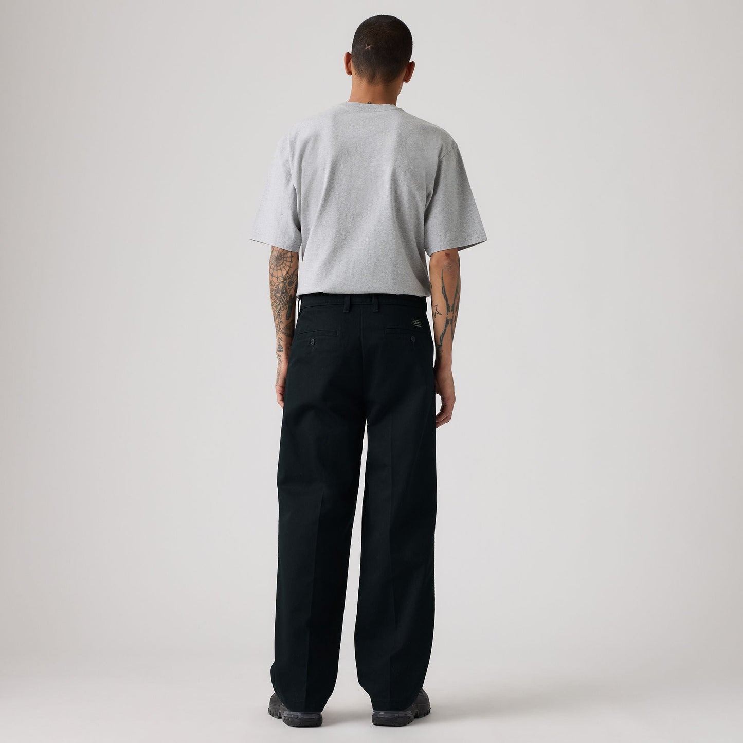 Levi's® Men's Loose Pleated Work Chinos