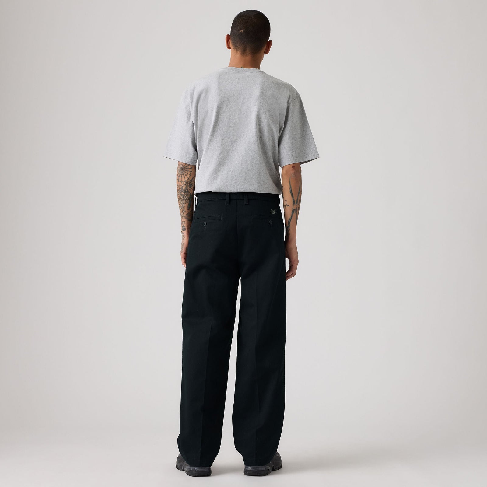 Main 2 - Levi's® Men's Loose Pleated Work Chinos - 007WB0000