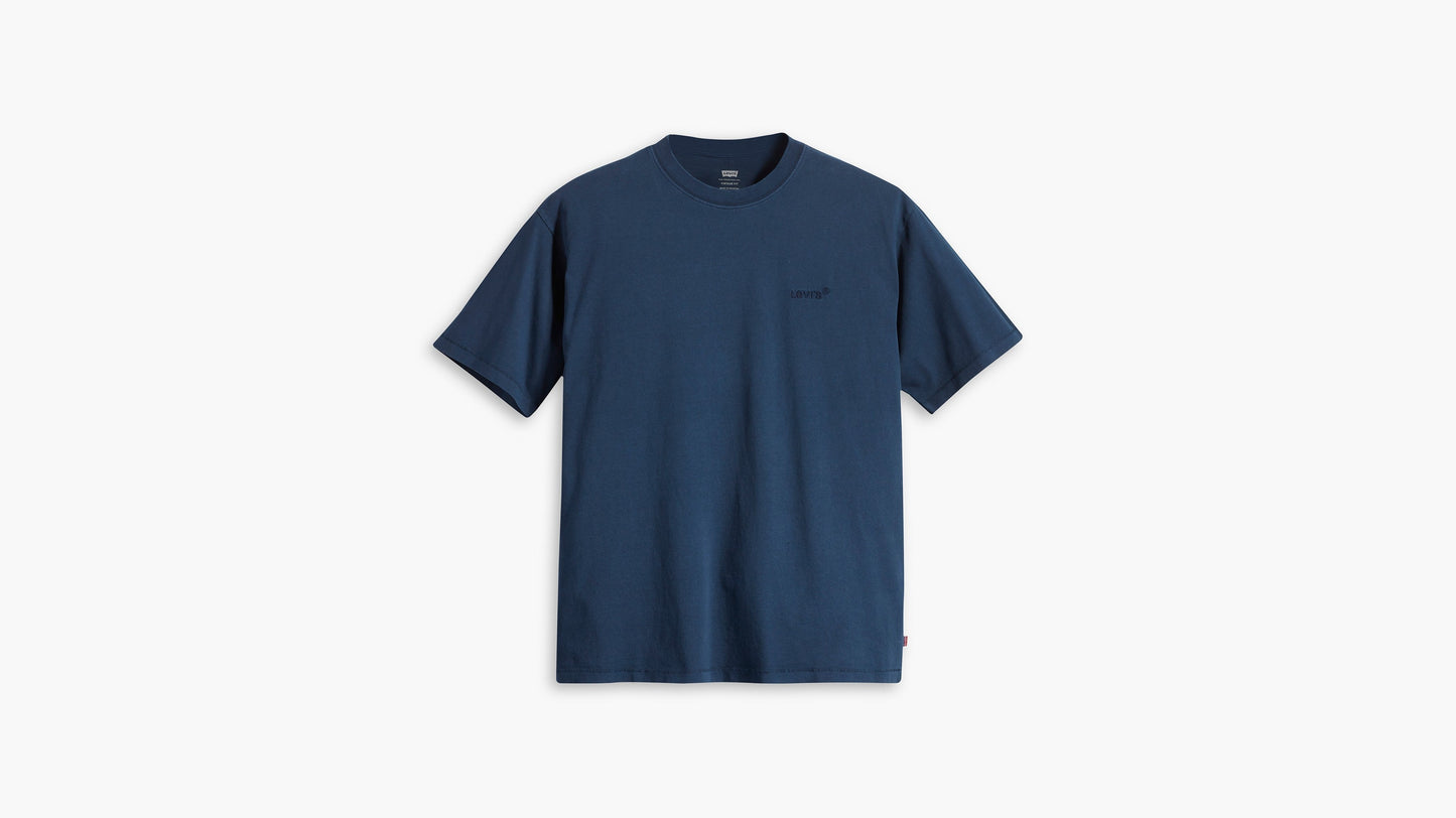 Front-facing shot of Levi’s Men’s Red Tab Vintage T-shirt
