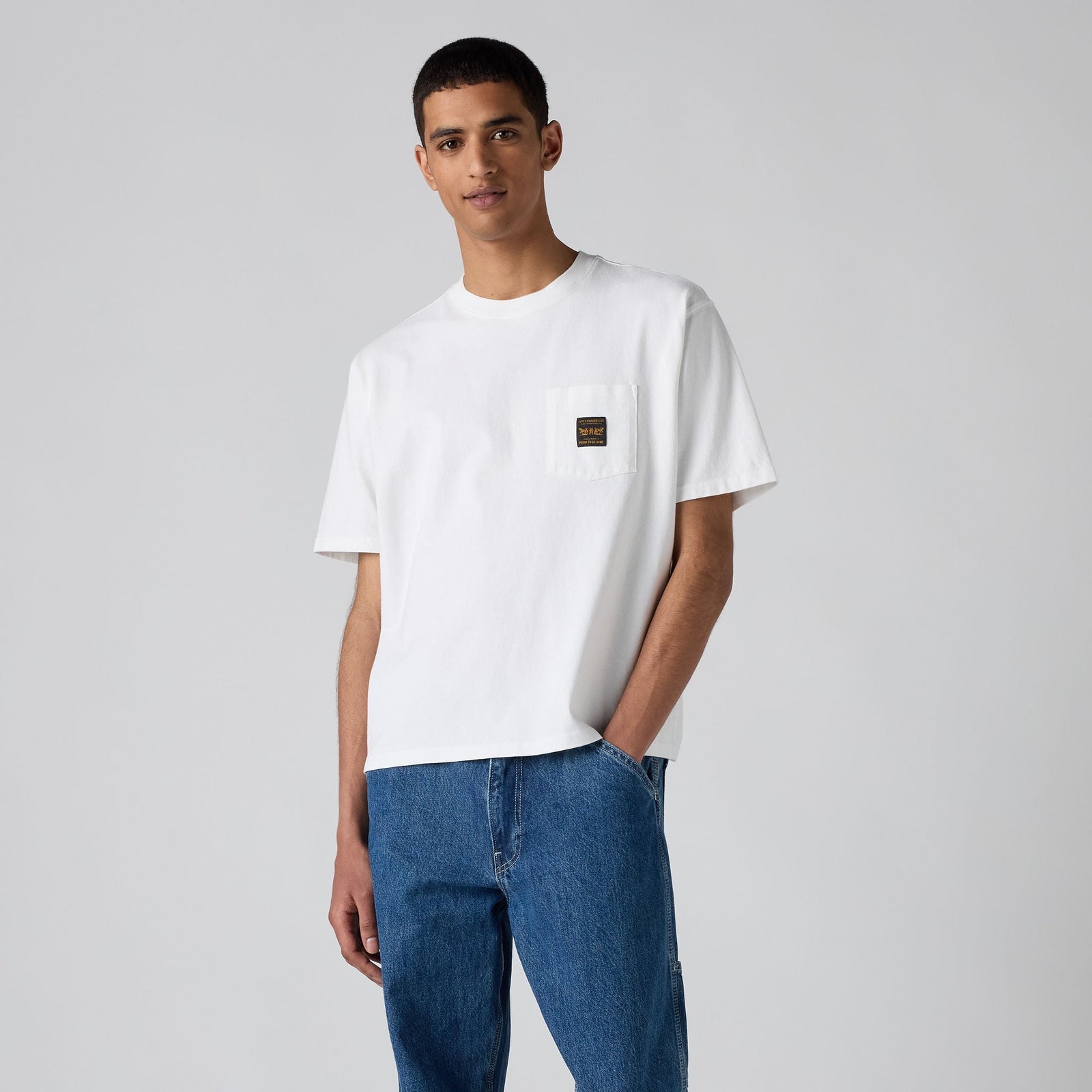 Main 3 - Levi's® Men's Short-Sleeve Workwear Pocket T-Shirt - 008AB0008