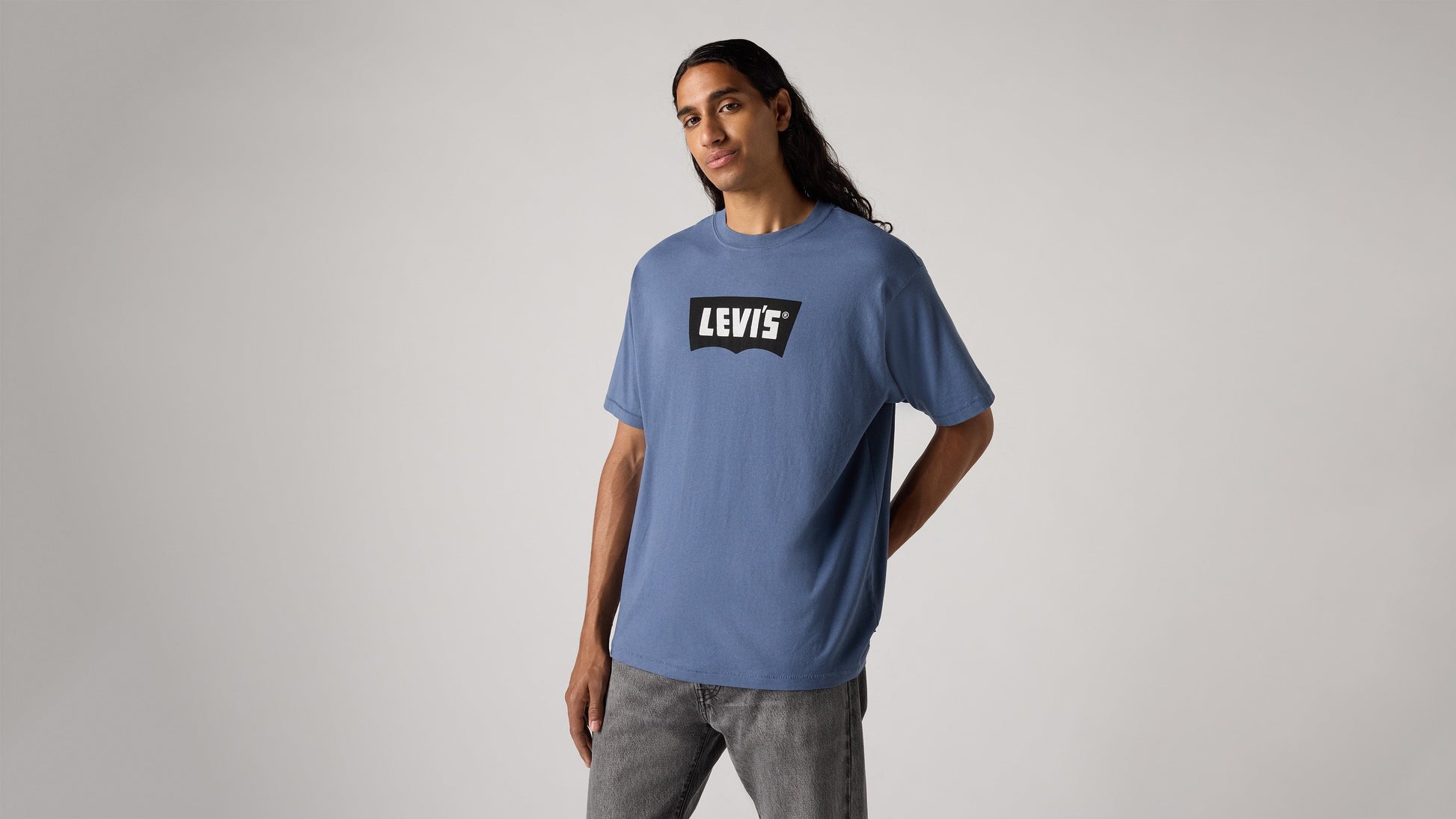 Front view of Levi's mens blue vintage round neck tee shirt