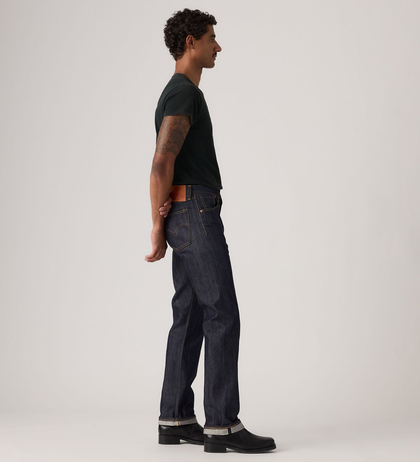 Main 4 - Levi's® Vintage Clothing Men's 1944 501® Jeans - 445010088