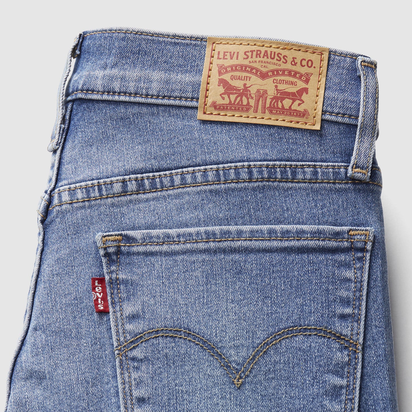 Levi’s® Women's 312 Shaping Slim Jeans