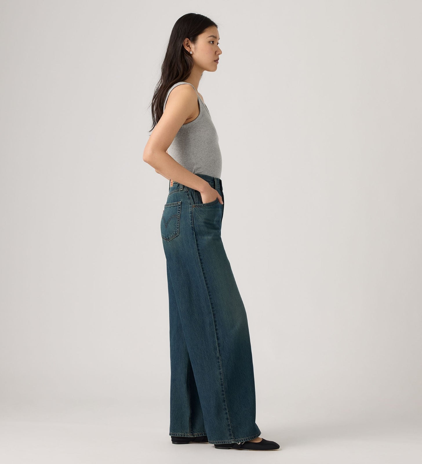 Main 4 - Levi's® Women's Cinch Baggy Jeans - 001UP0044