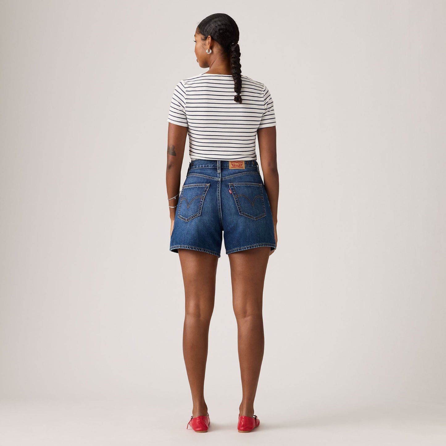 Levi's® Women's Cinch Mid-Thigh Shorts