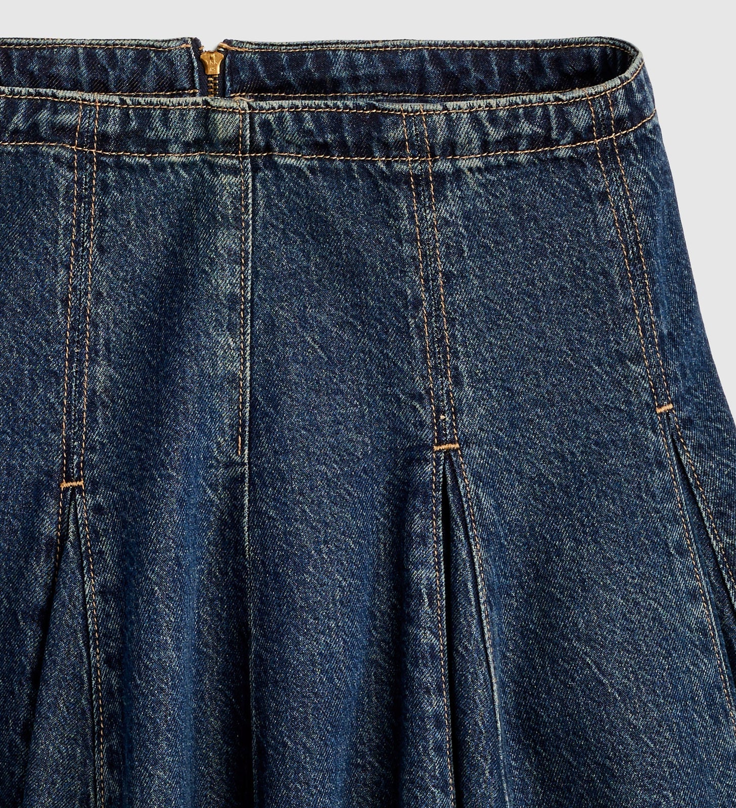 Main 7 - Levi's® Women's Godet Mini Skirt - 005DV0003