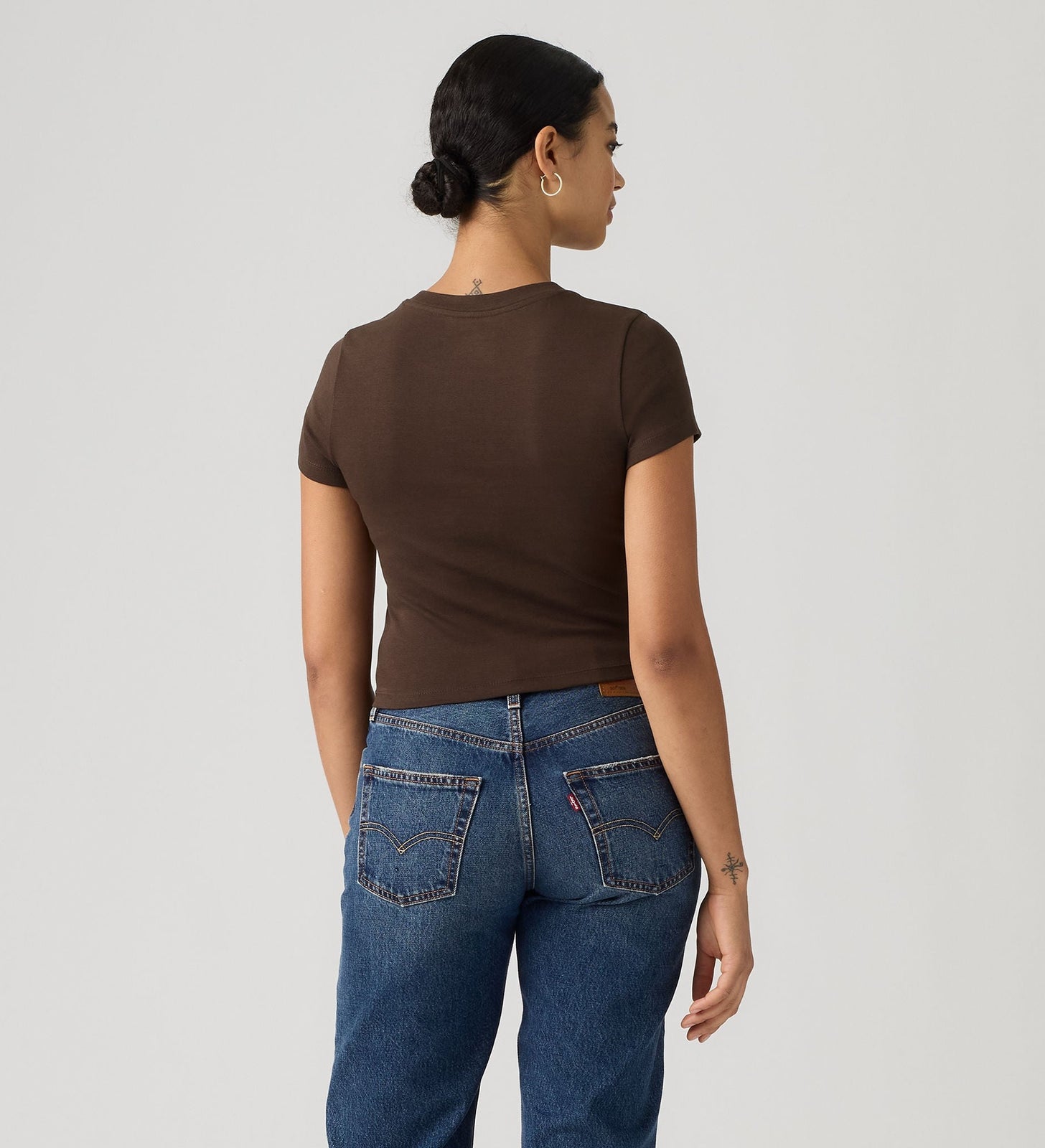 Main 2 - Levi's® Women's Graphic Essential Baby Tee - 008CH0009