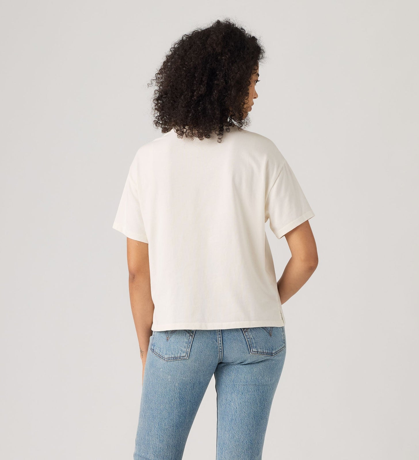 Main 2 - Levi's® Women's Graphic Vintage Short-Sleeve Tee - 005OY0061